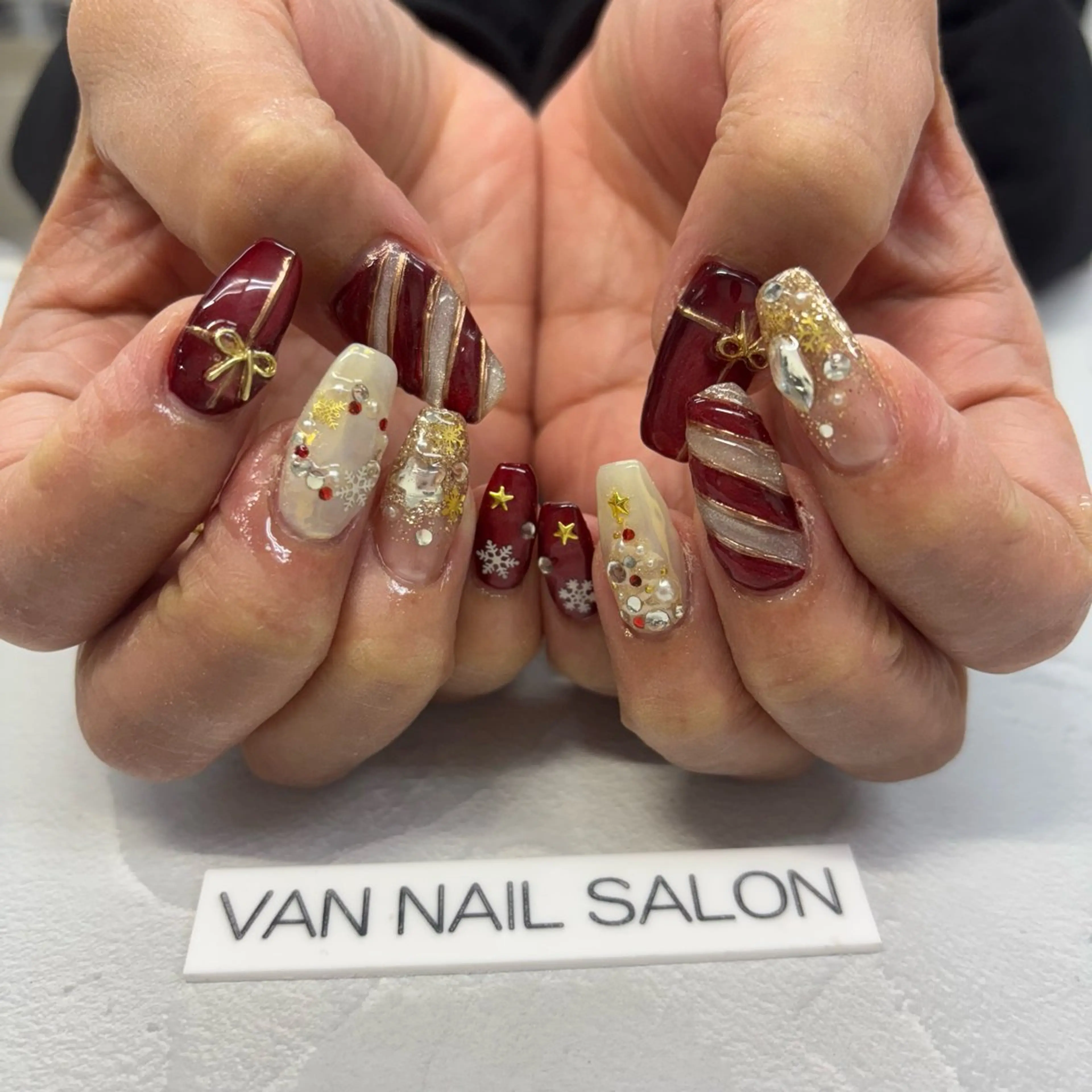 ネイル VANNAIL 本厚木店のネイルデザイン