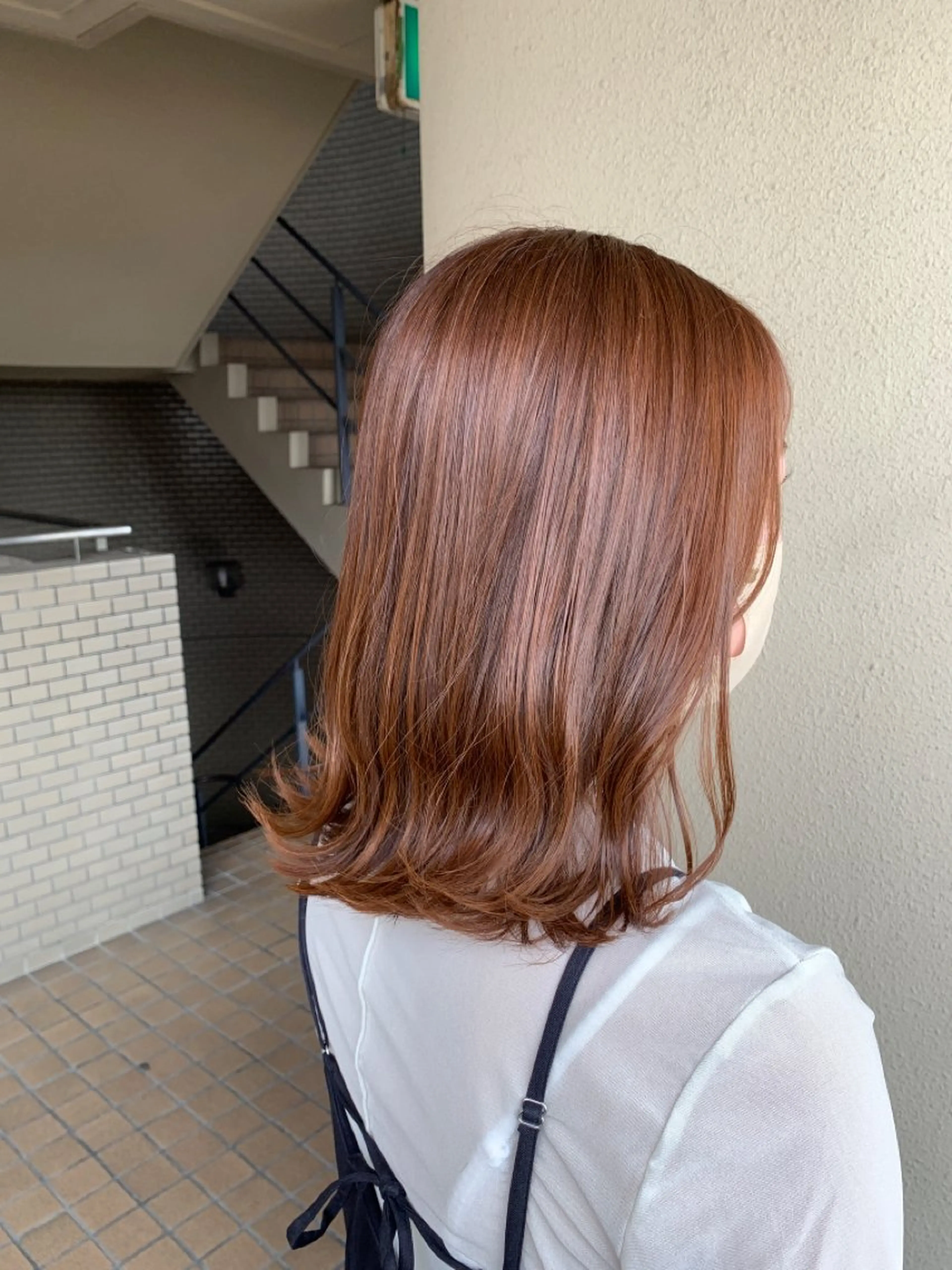 ミディアム オレンジブラウン カット ヘアカラー トリートメント regalo Acari🍎のヘアスタイル