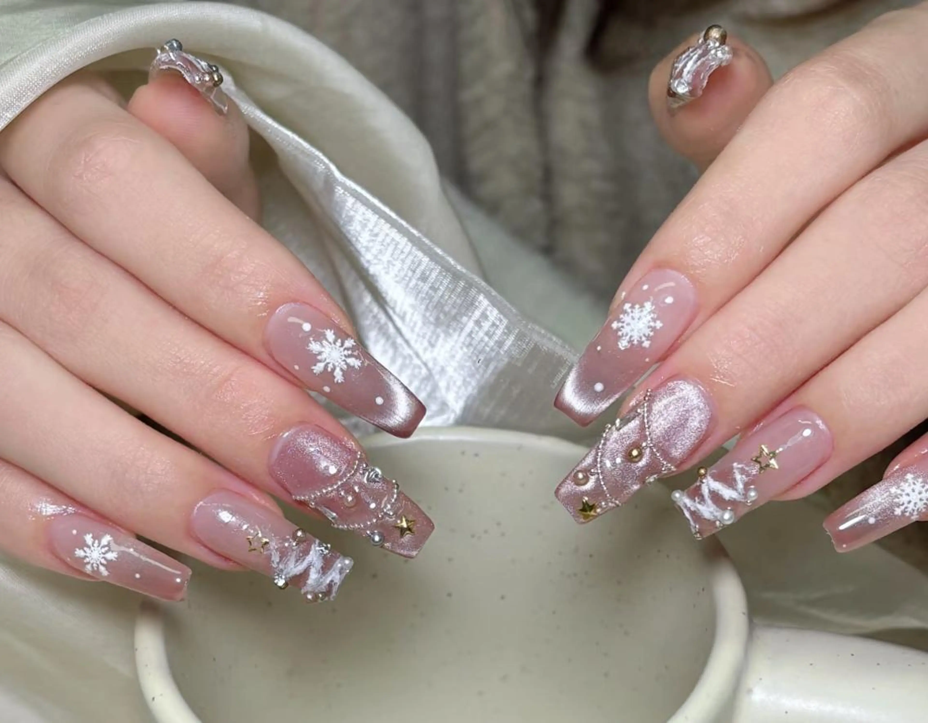 ネイル ハンドネイル 🎀 NaNa_nailのネイルデザイン