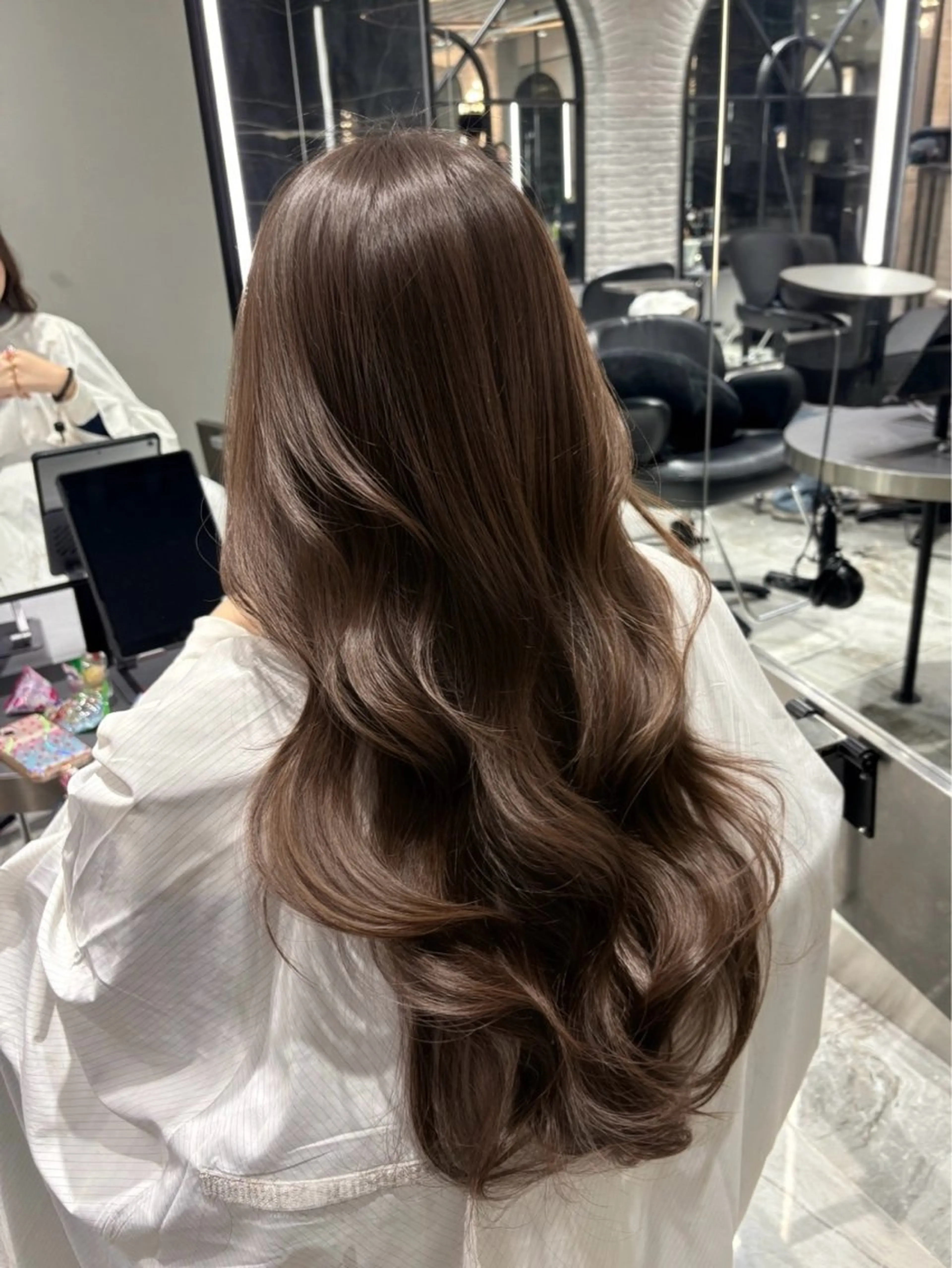 ケアカラー+髪質改善ULTOWA+メテオトリートメント+マイクロバブルの写真