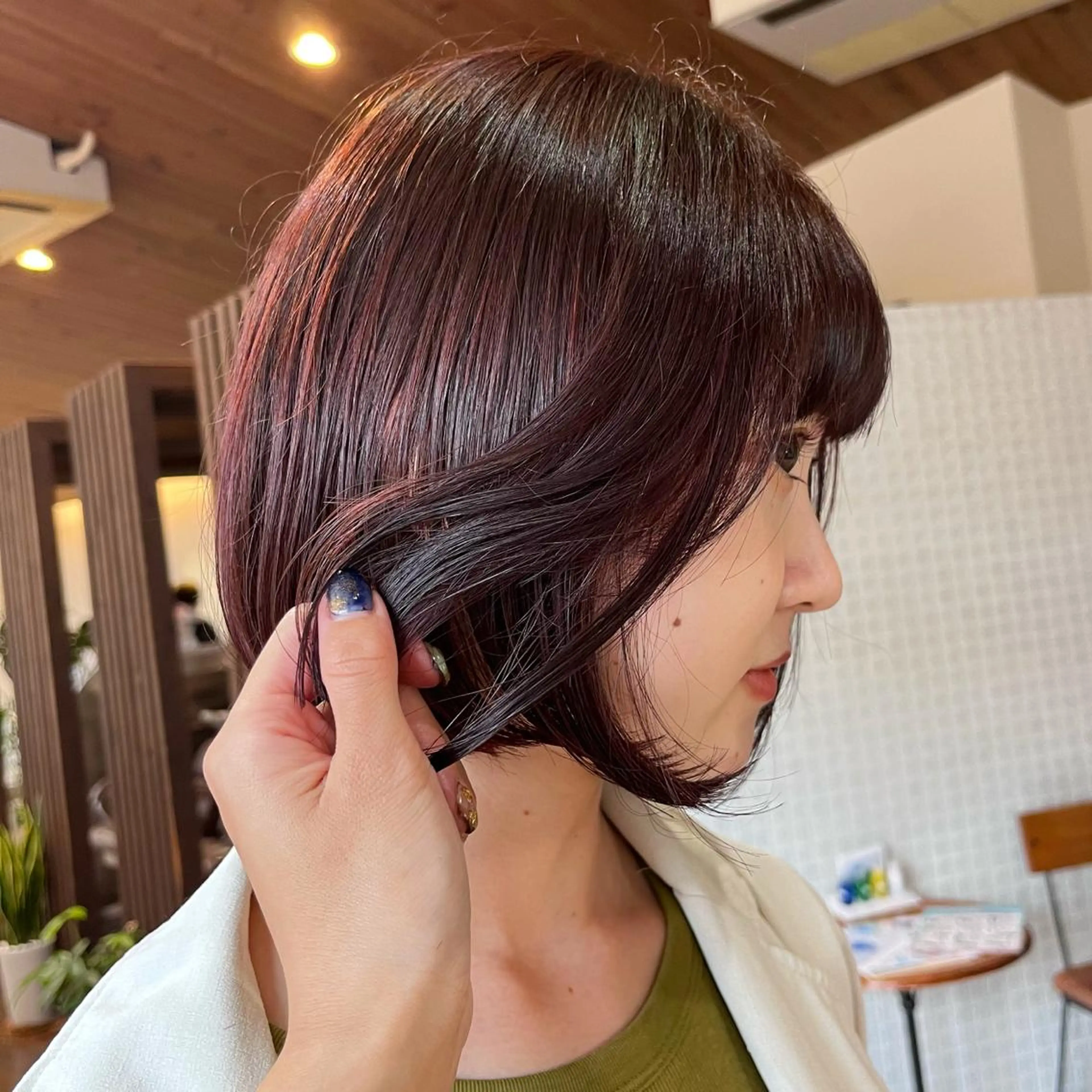 ショート 中村 友香のヘアスタイル