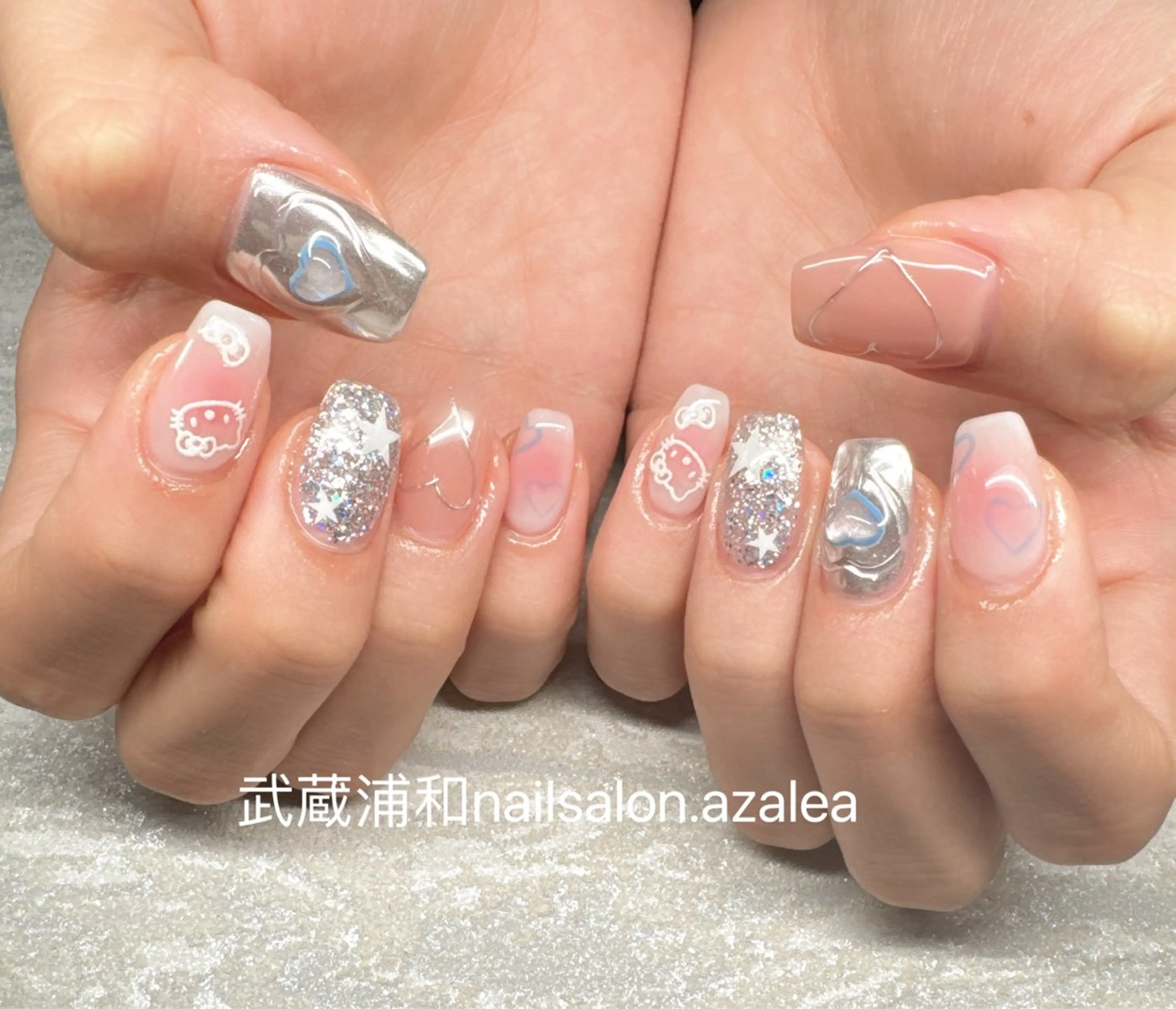 ネイル ハンドネイル R inのネイルデザイン