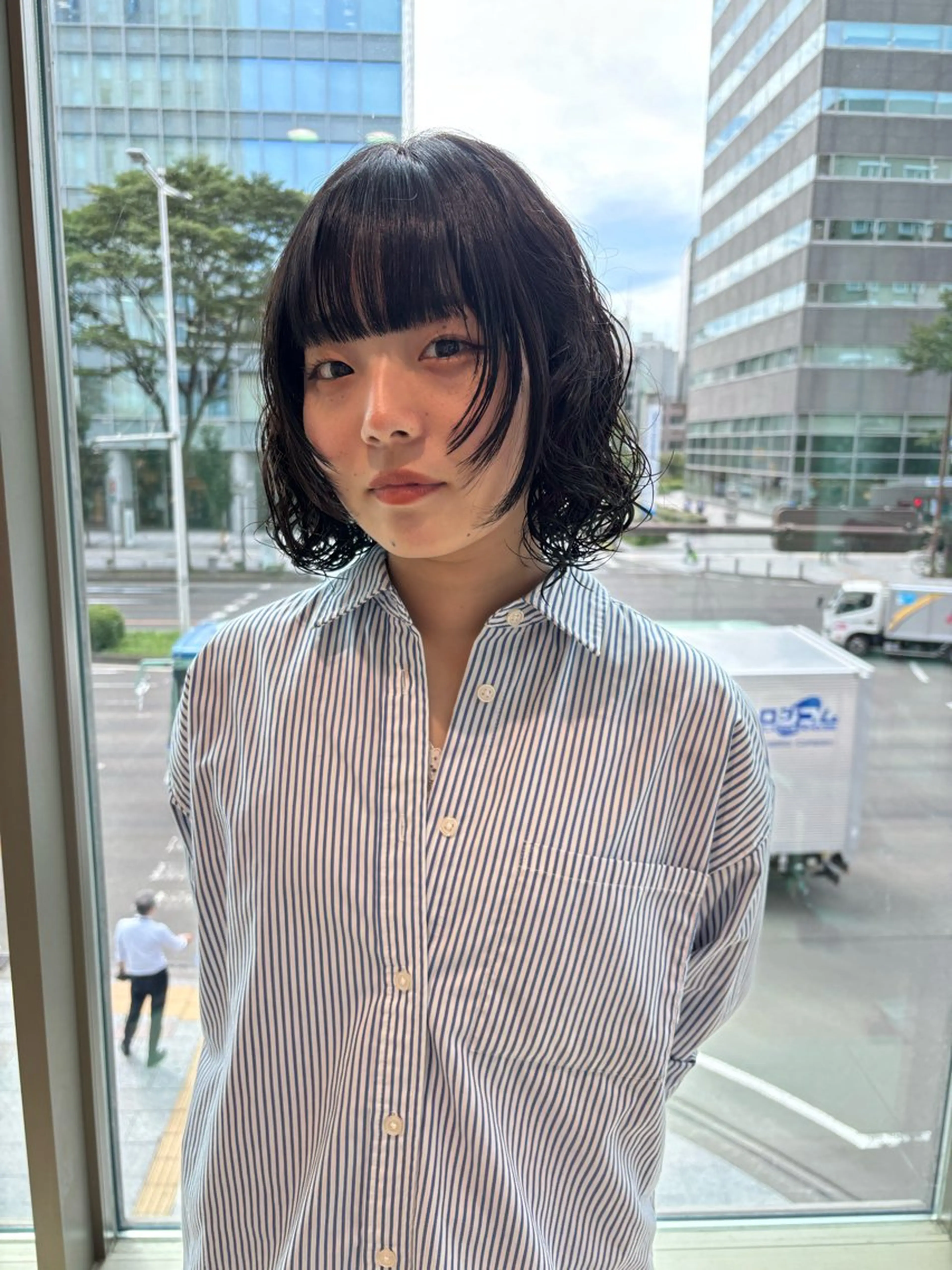 ショート パーマ ボブ 顔周りカット レイヤーカット ゆい/パーマ/レイヤ ー/似合わせカラーのヘアスタイル