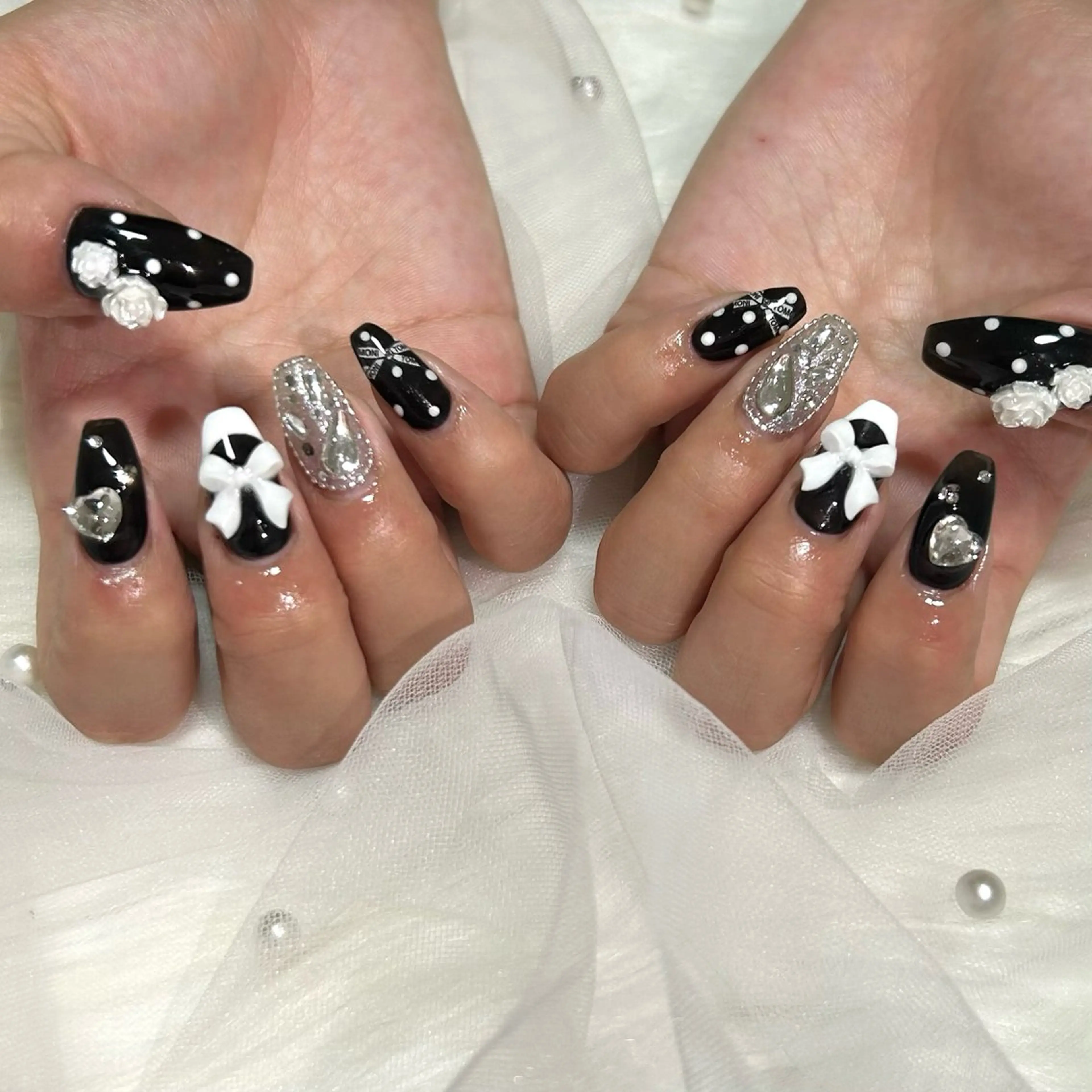 ネイル ハンドネイル nailsalon_ riri♡のネイルデザイン