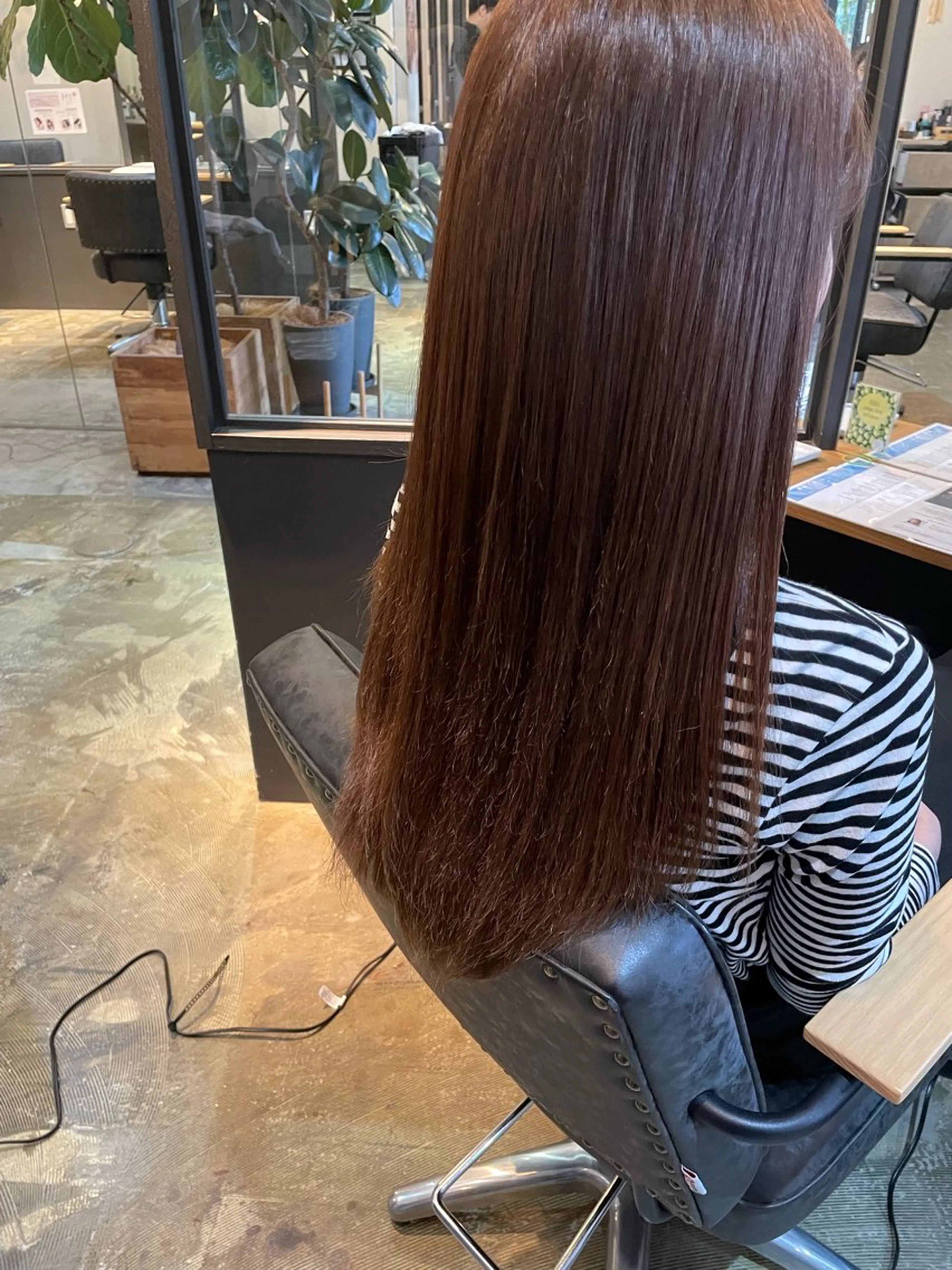 ロング カラー FERIA桃山台🍑 𝕄𝕖𝕘𝕦のヘアスタイル