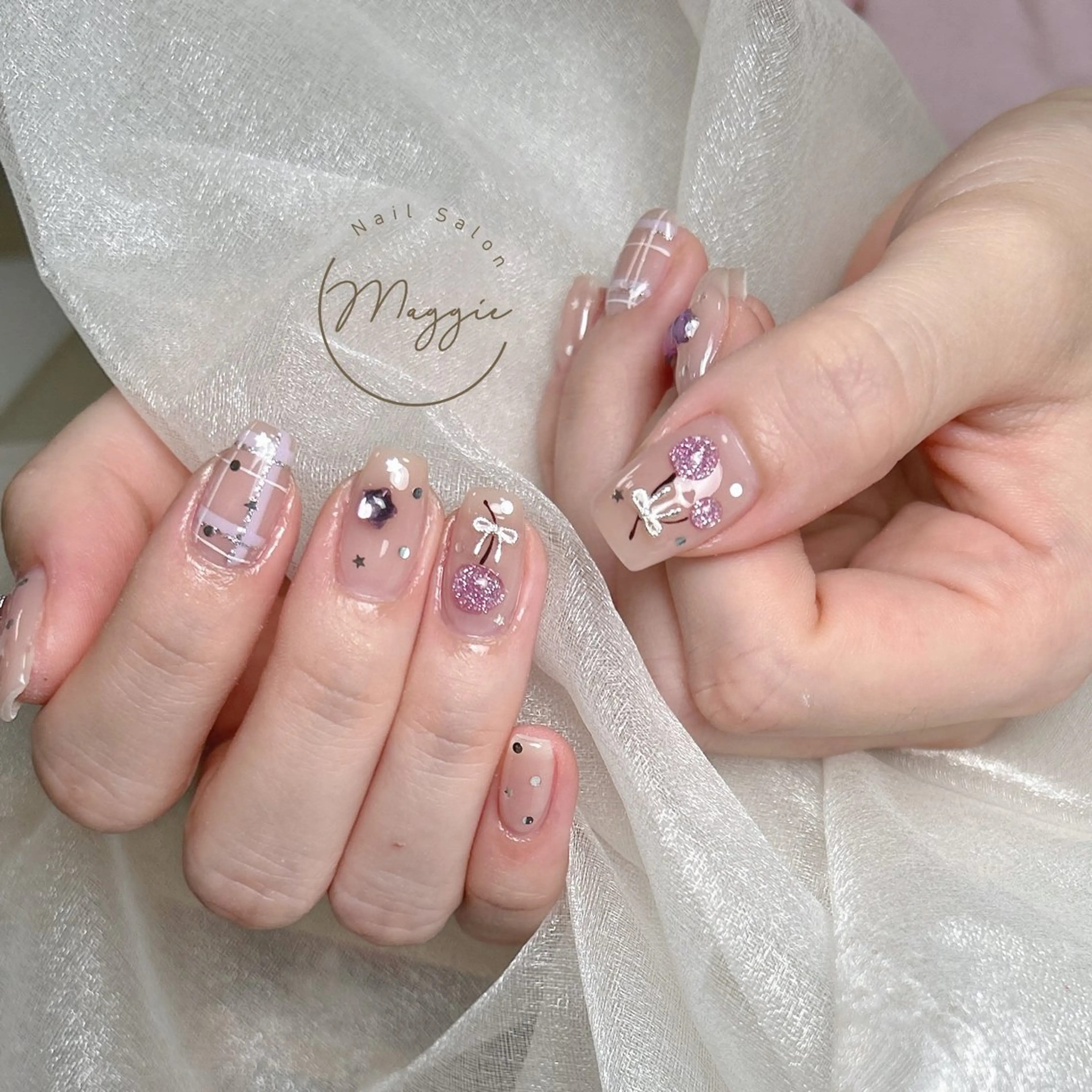ネイル Maggie Nail🦩のネイルデザイン