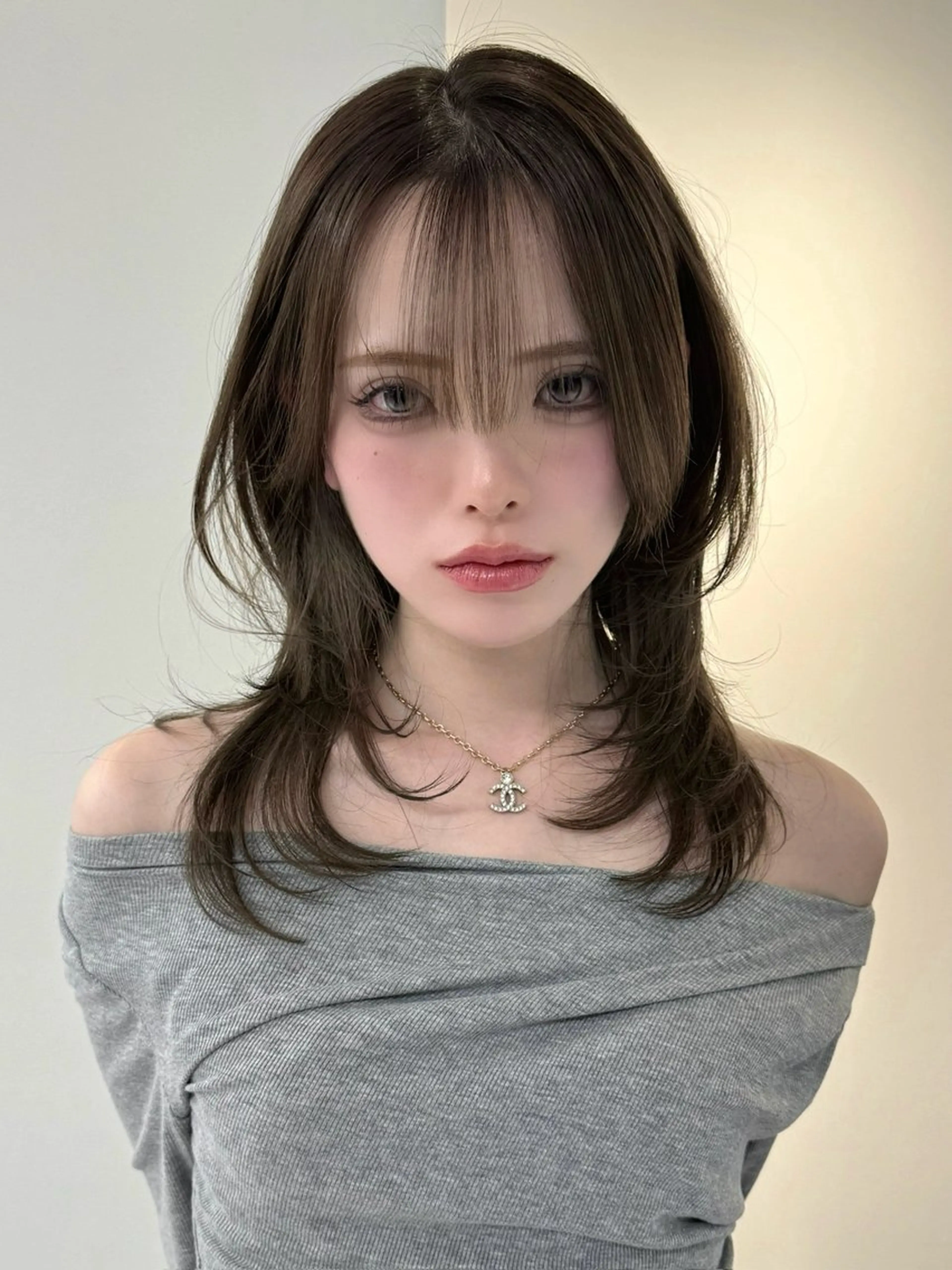 セミロング カラー カット ヘアカラー トリートメント ヘアセット Rita/髪質改善 /透明感カラーのヘアスタイル