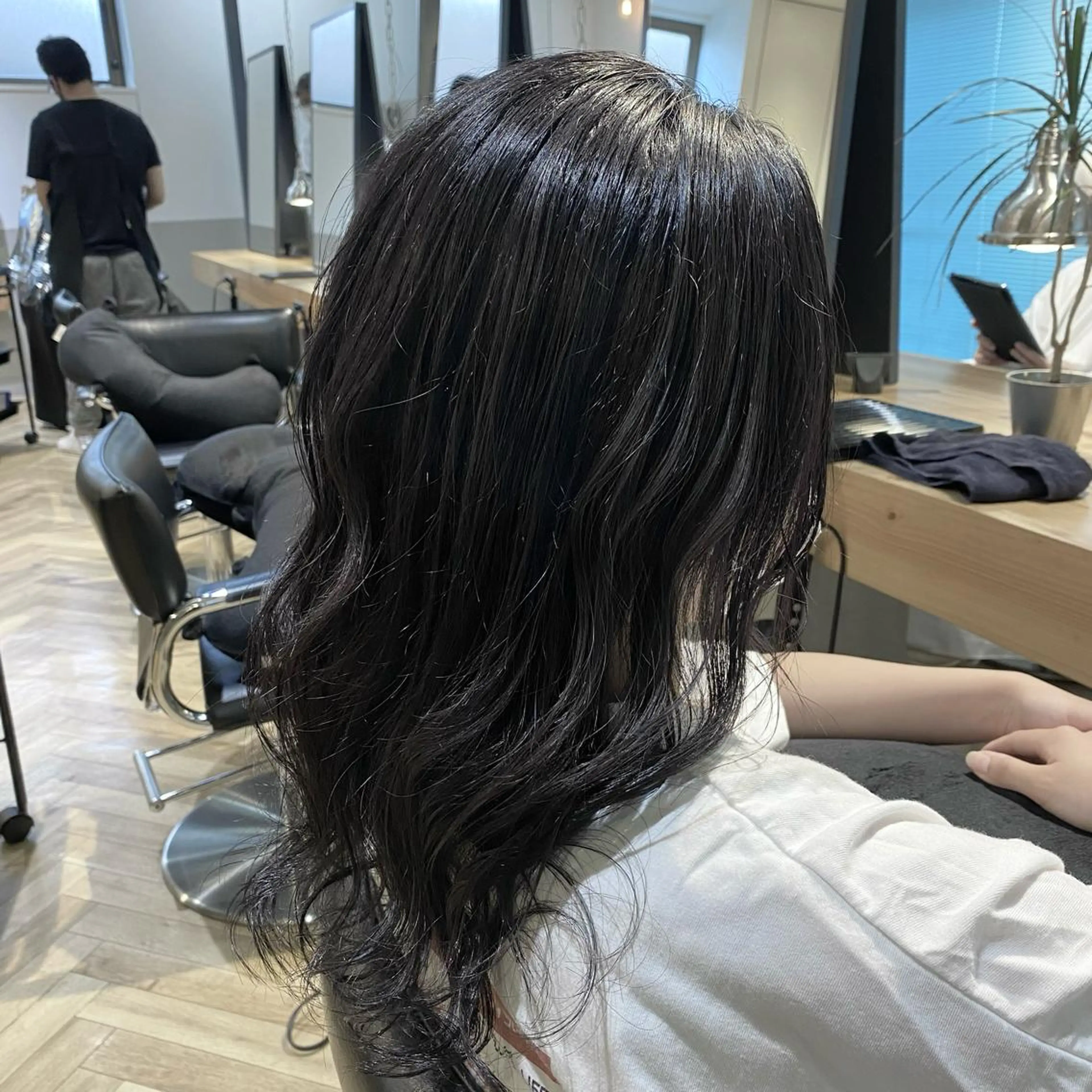 ミディアム カット ヘアカラー トリートメント ヘッドスパ 髪質改善/透感カラー 山下輝人のヘアスタイル