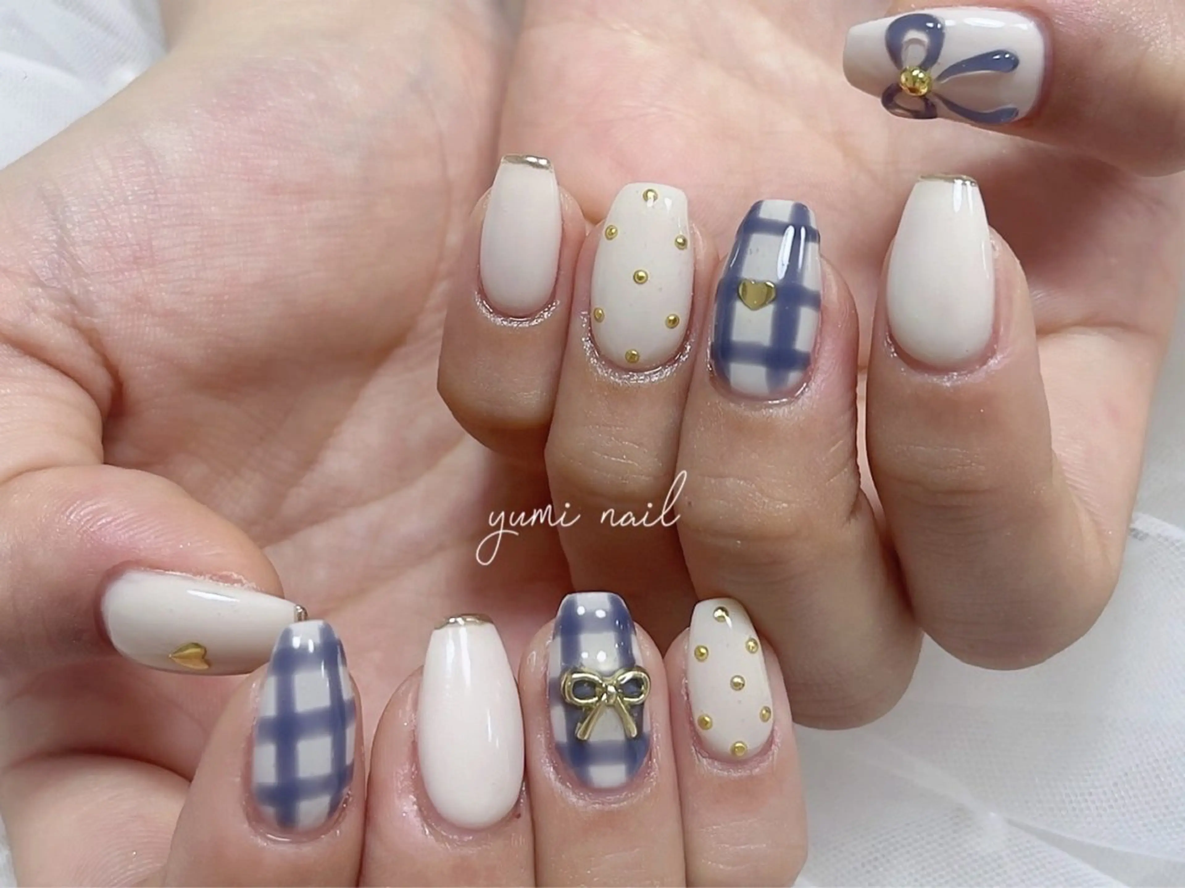 ネイル ハンドネイル 𝐲𝐮𝐦𝐢🎀 長さ出しデザイン専門のネイルデザイン