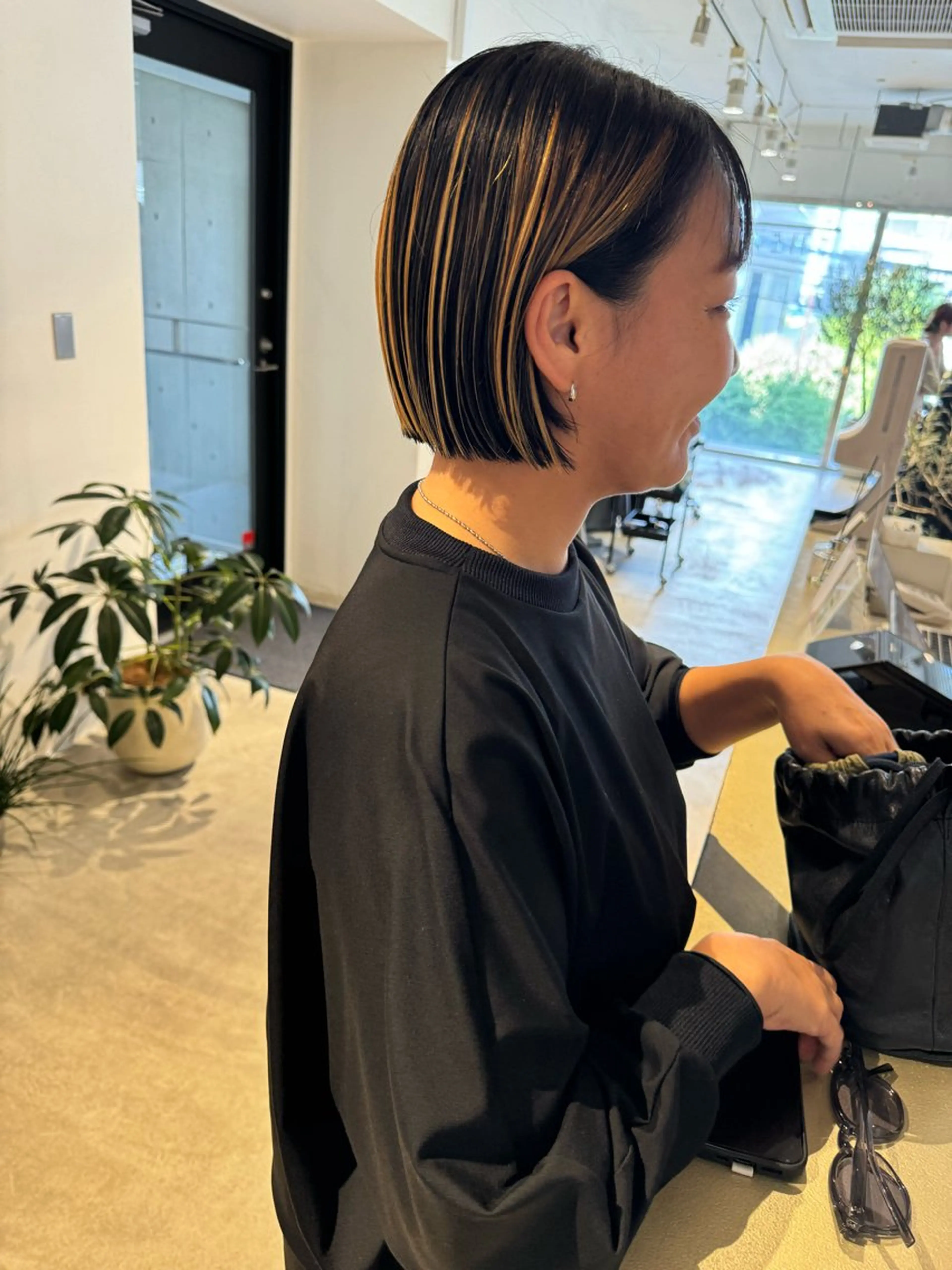 ショート カラー 切りっぱなしボブ ボブ 透明感カラー/似合わ せカット/大島実加永のヘアスタイル