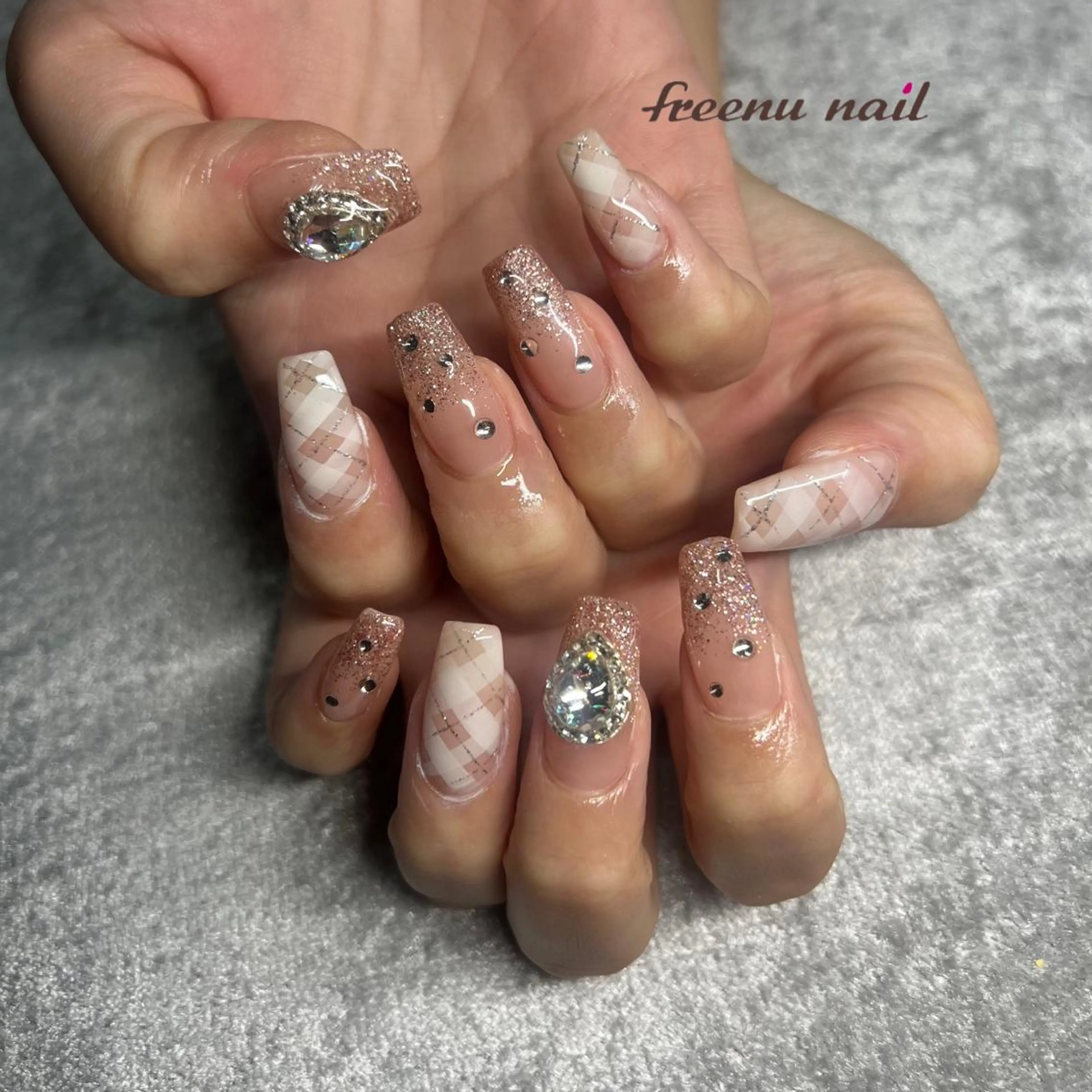 ネイル ハンドネイル freenu nail【24H】のネイルデザイン