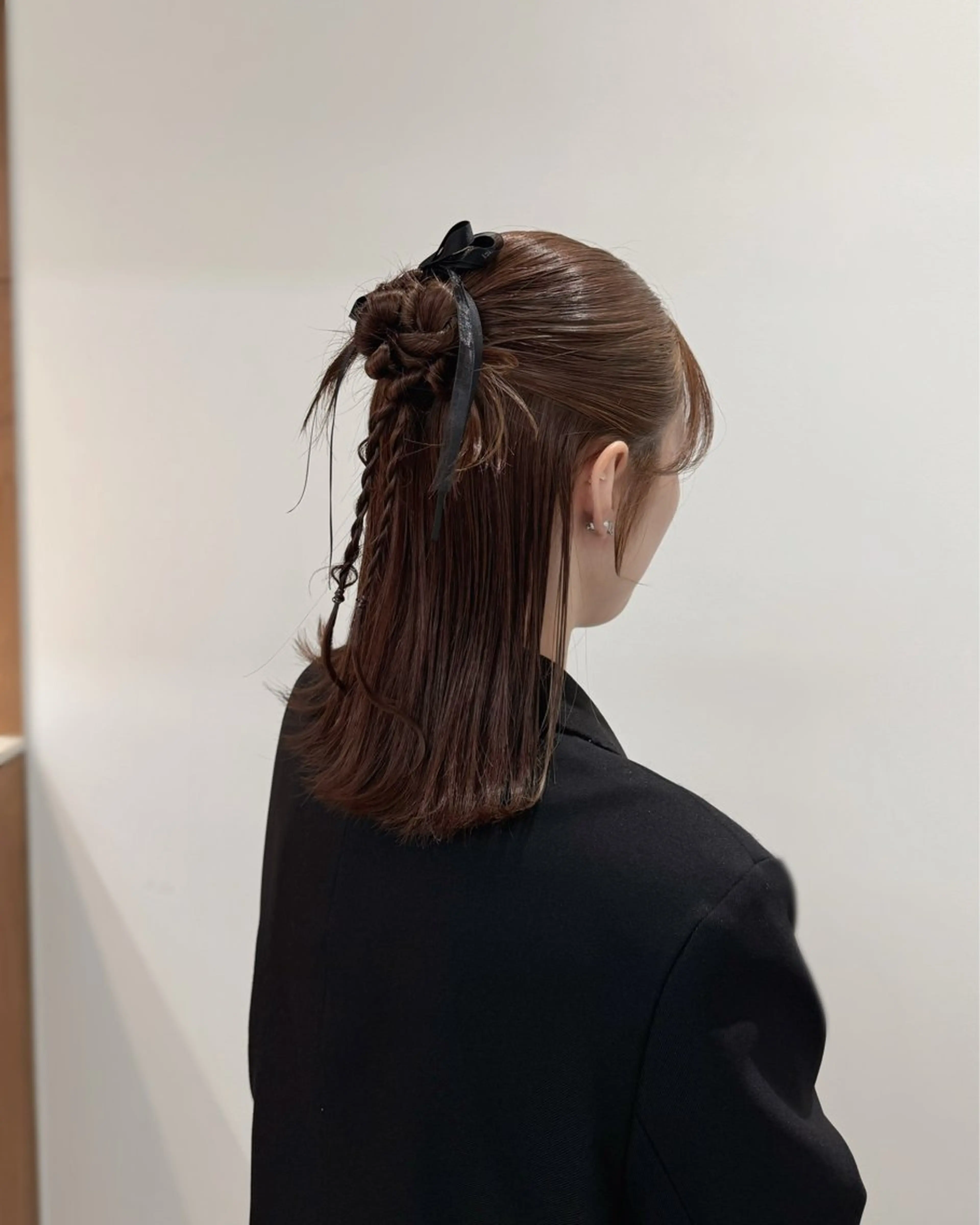 ミディアム カラー ヘアアレンジ ヘアセット 縮毛矯正+モテカラー 🎀✨MIHOのヘアスタイル