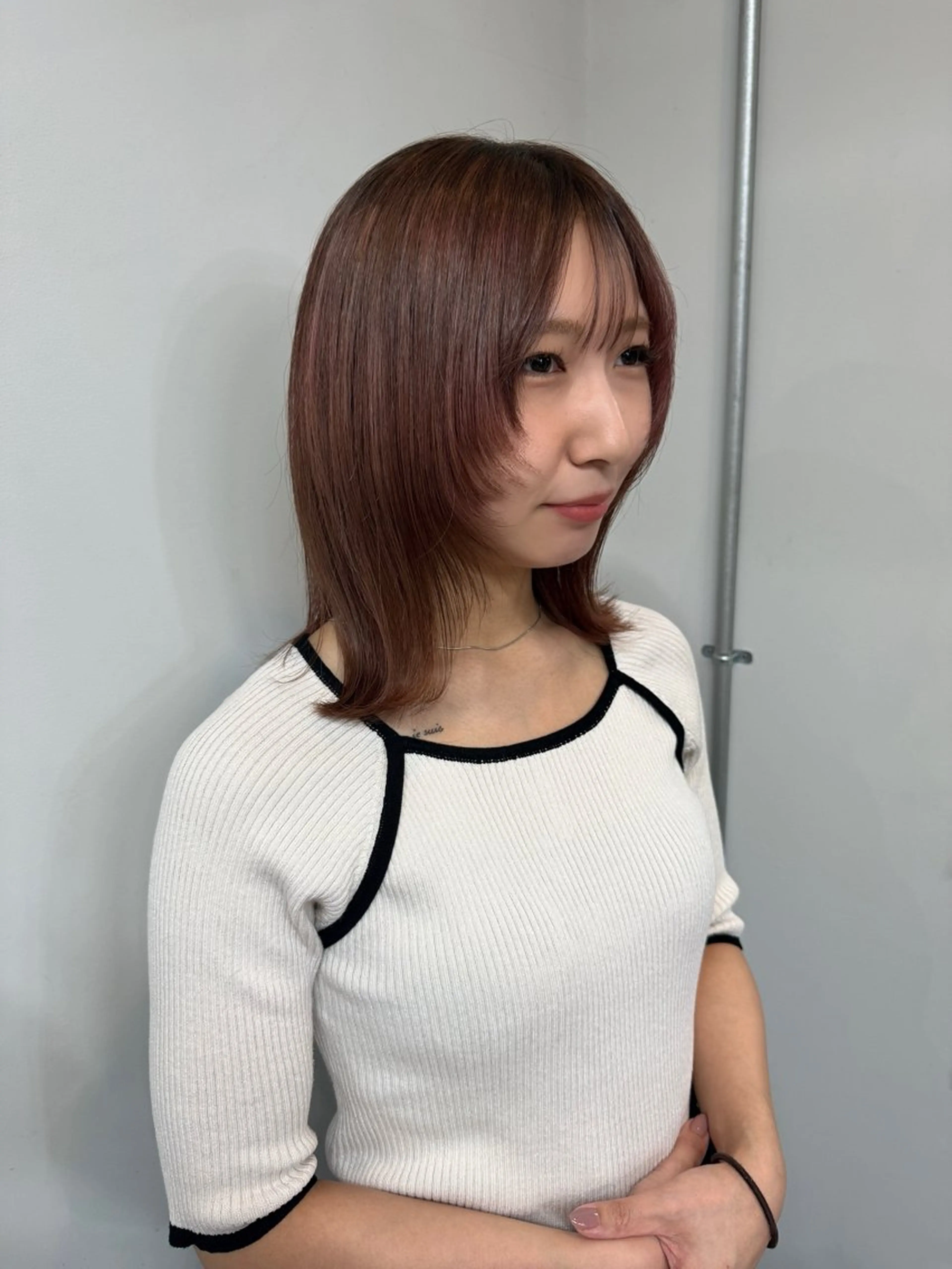 ミディアム ピンクブラウン 顔周りカット レイヤーカット 小顔カット カット ヘアカラー トリートメント SHICUNEアサミ /ショート/メンズのヘアスタイル