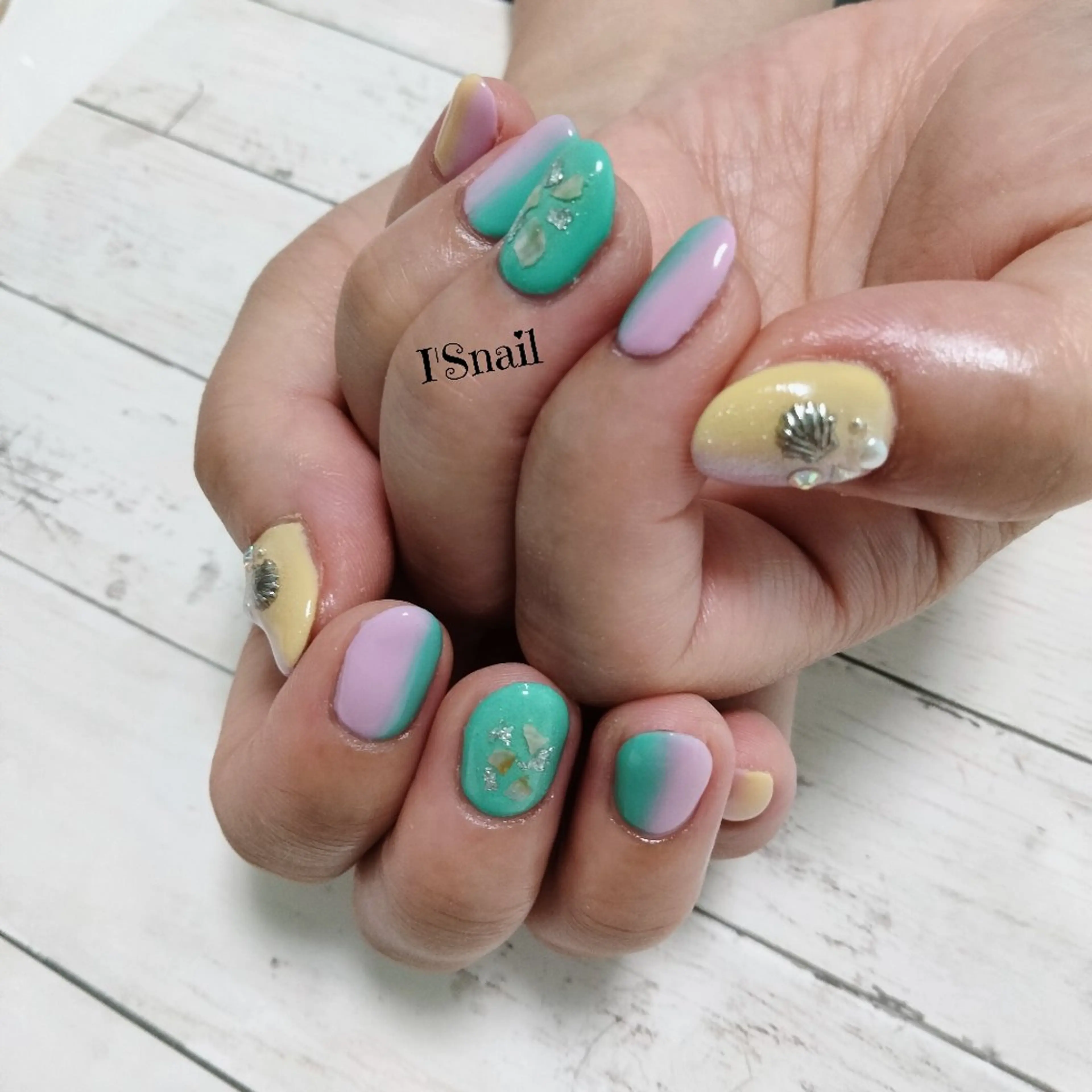 ネイル グラデーション I'S nail 佐野のネイルデザイン