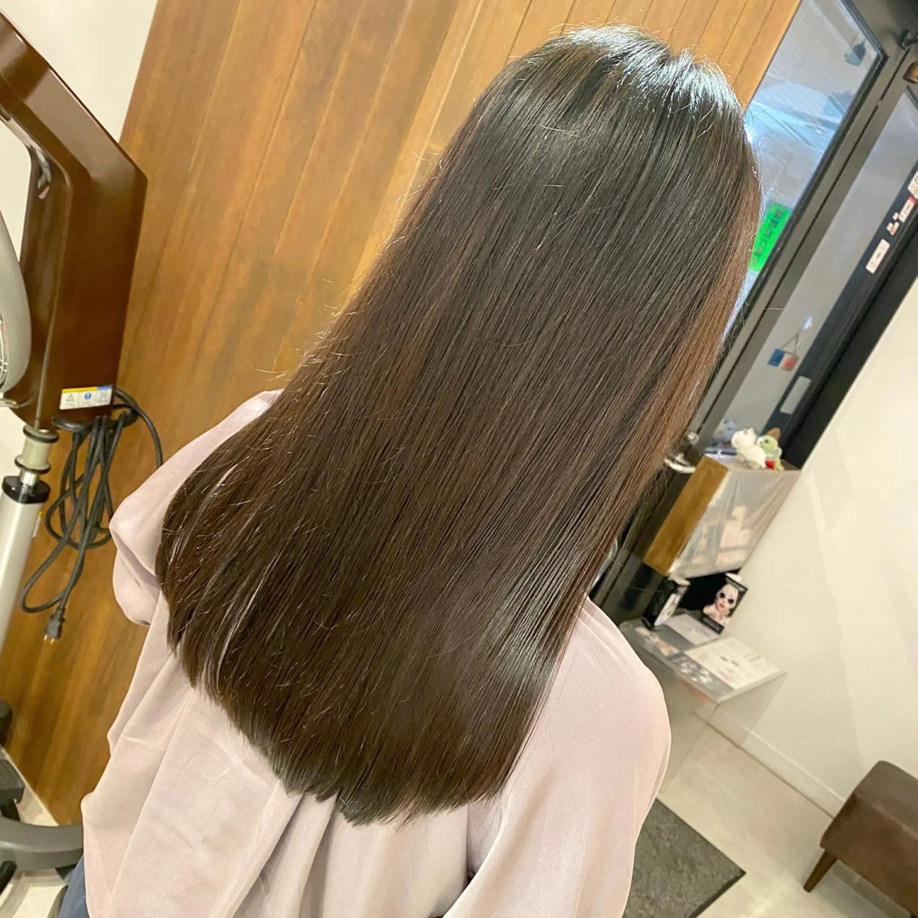 ロング 髪質改善 ロング トリートメント 酸熱トリートメント 髪質改善特化 安東駿介のヘアスタイル