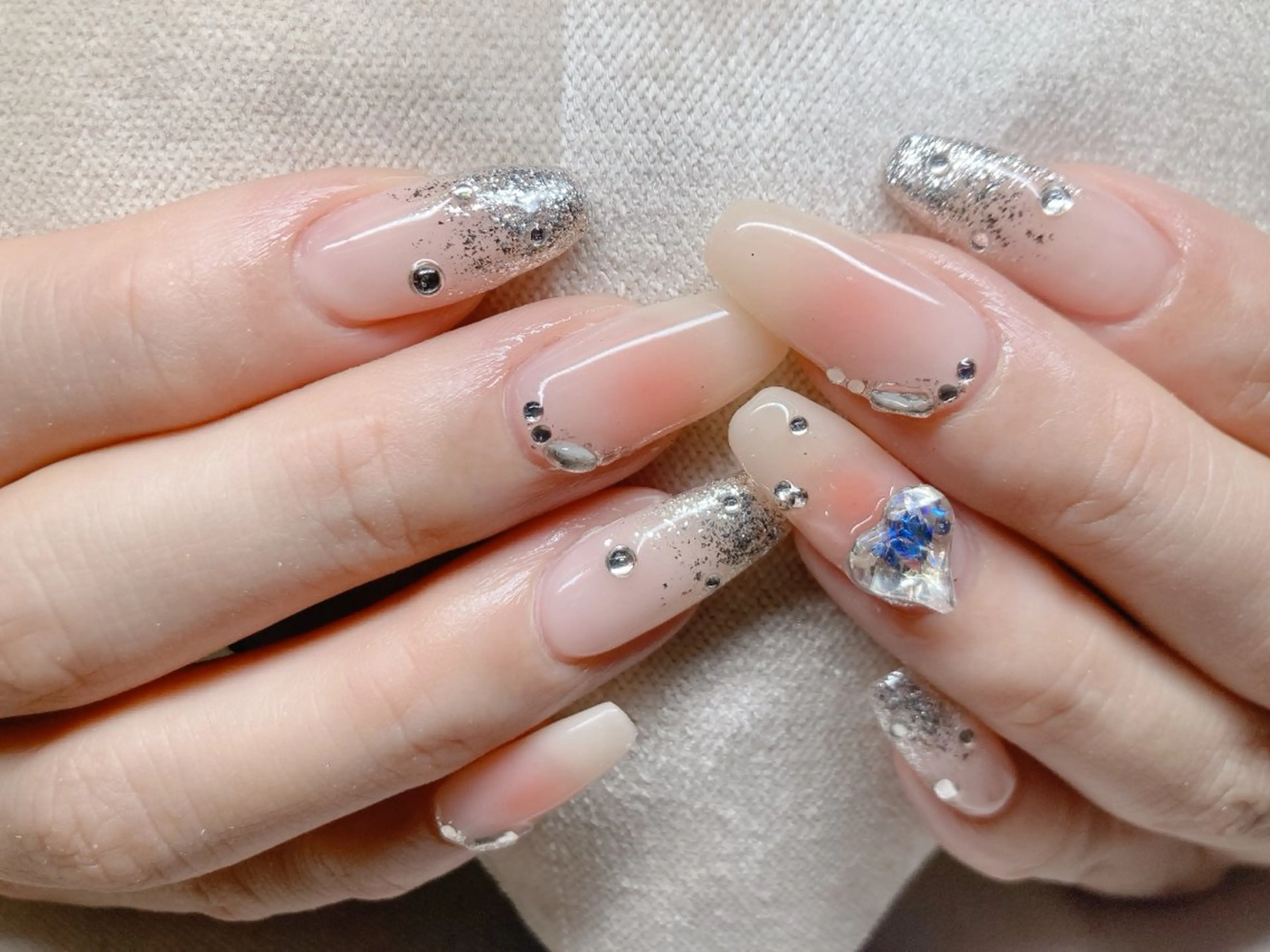 ネイル 寺山 千鶴のネイルデザイン