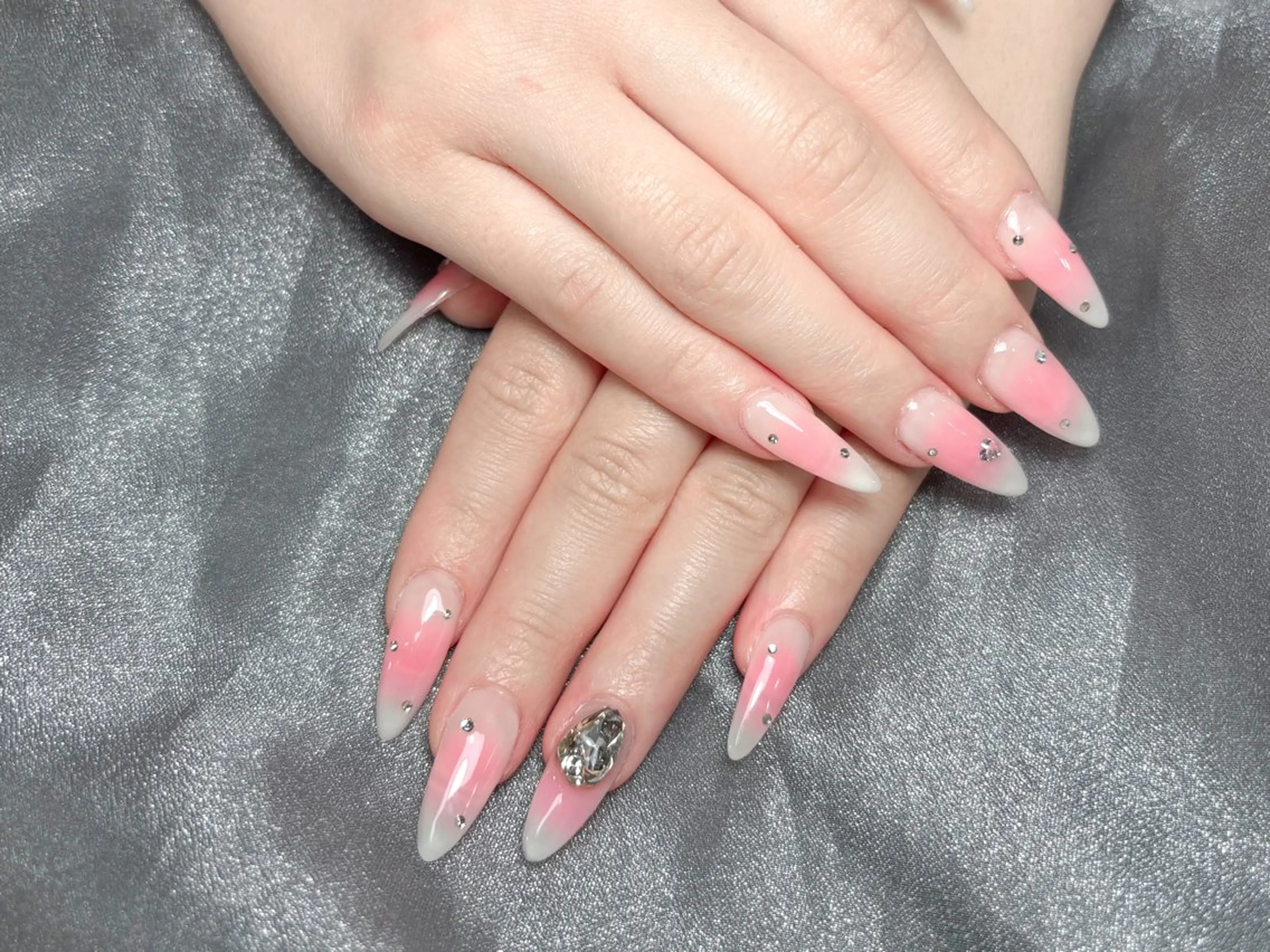 ネイル ハンドネイル H3 Nail Tsuki🦋💙のネイルデザイン