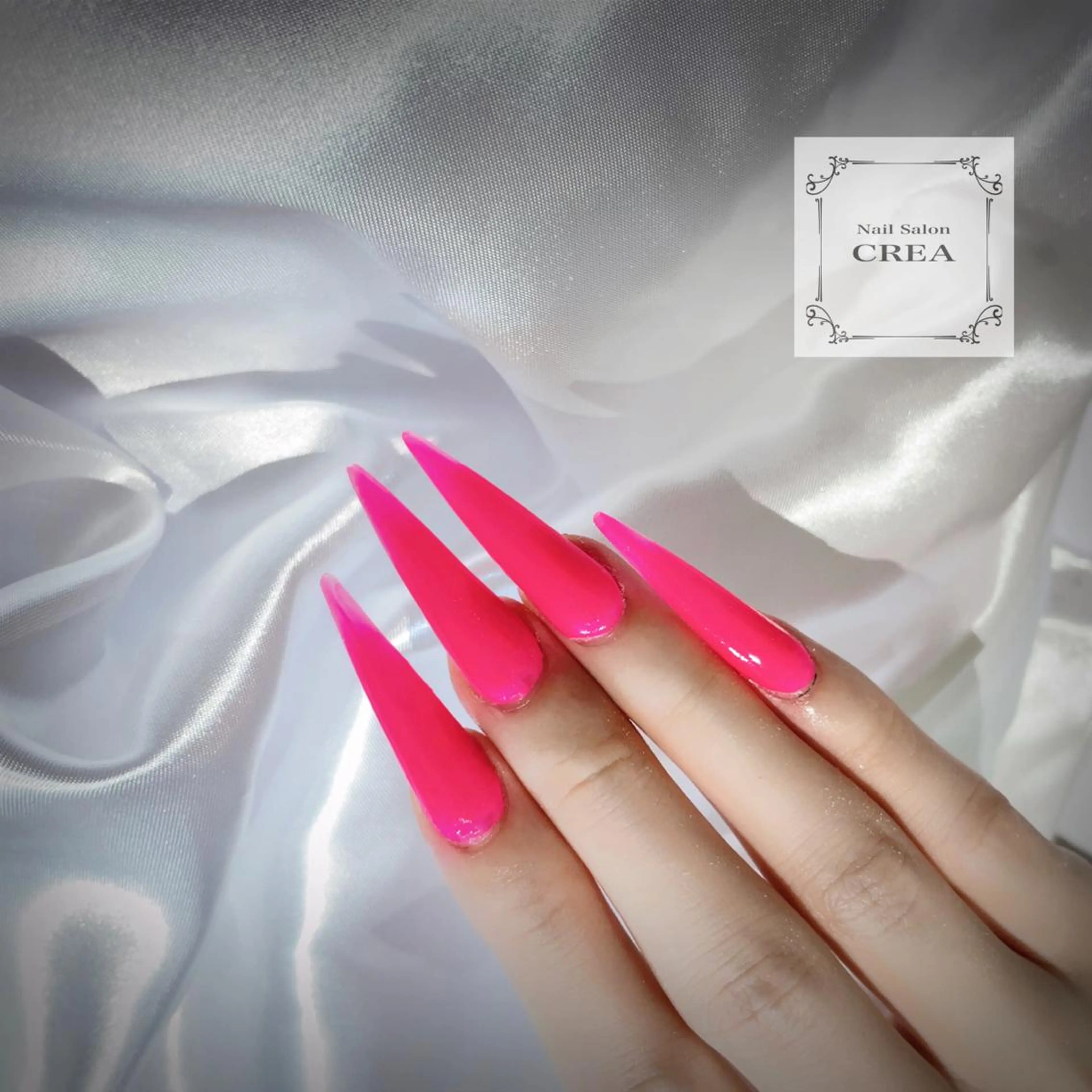 ネイル ロングネイル ワンカラーネイル ピンク スカルプネイル ハンドネイル NailSalon CREAのネイルデザイン