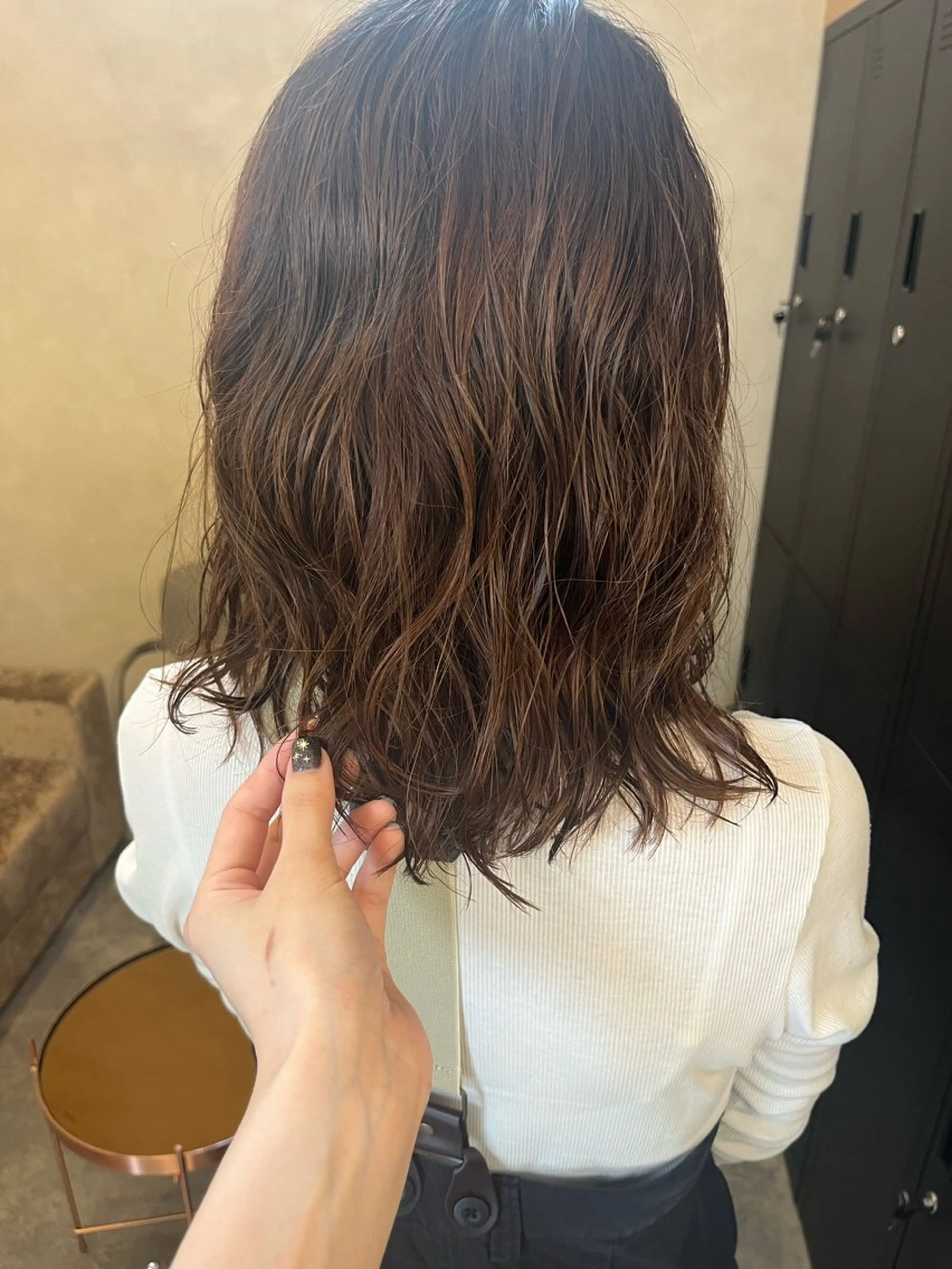ミディアム 小山 水綺のヘアスタイル