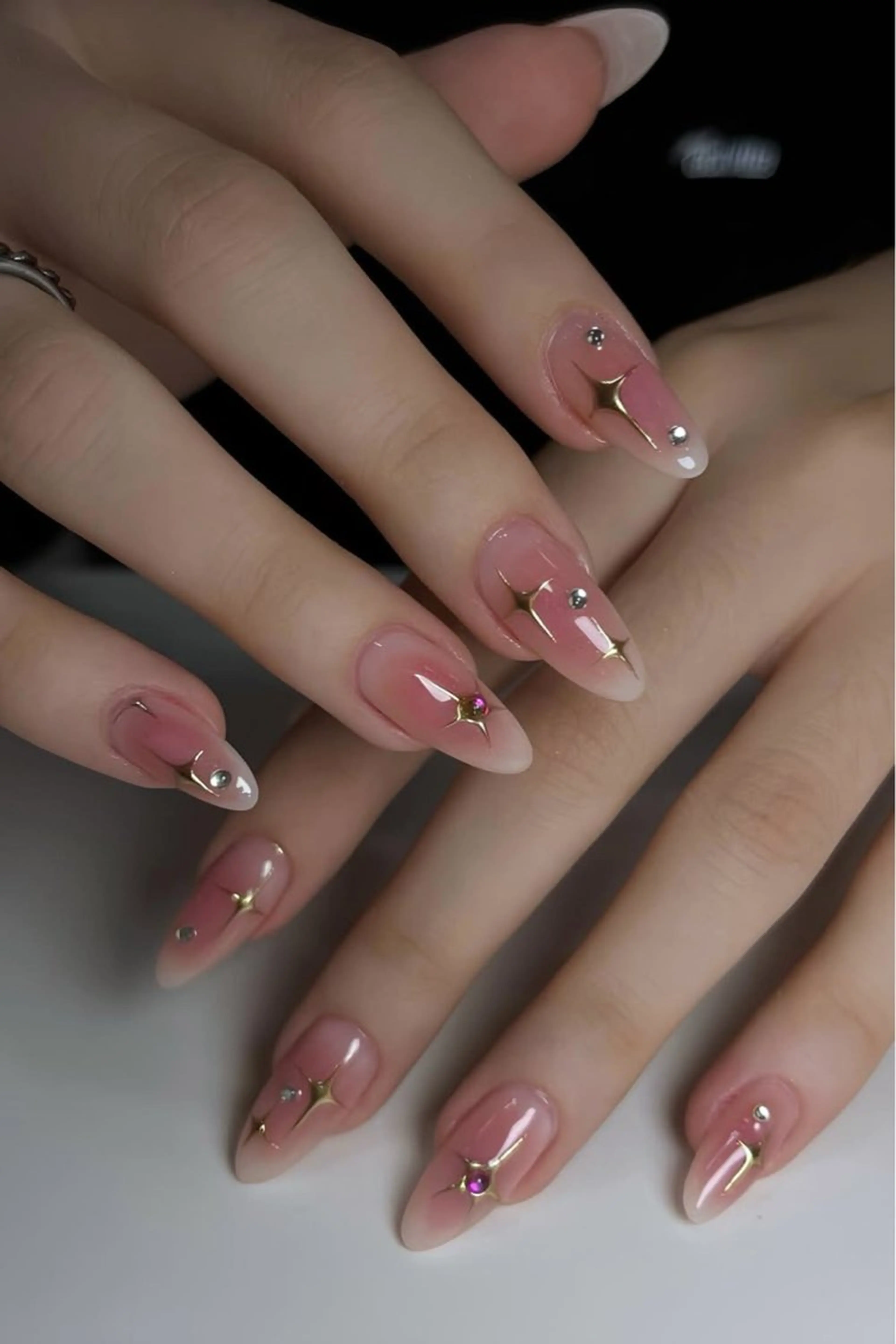 ネイル ハンドネイル HARA Nailsのネイルデザイン