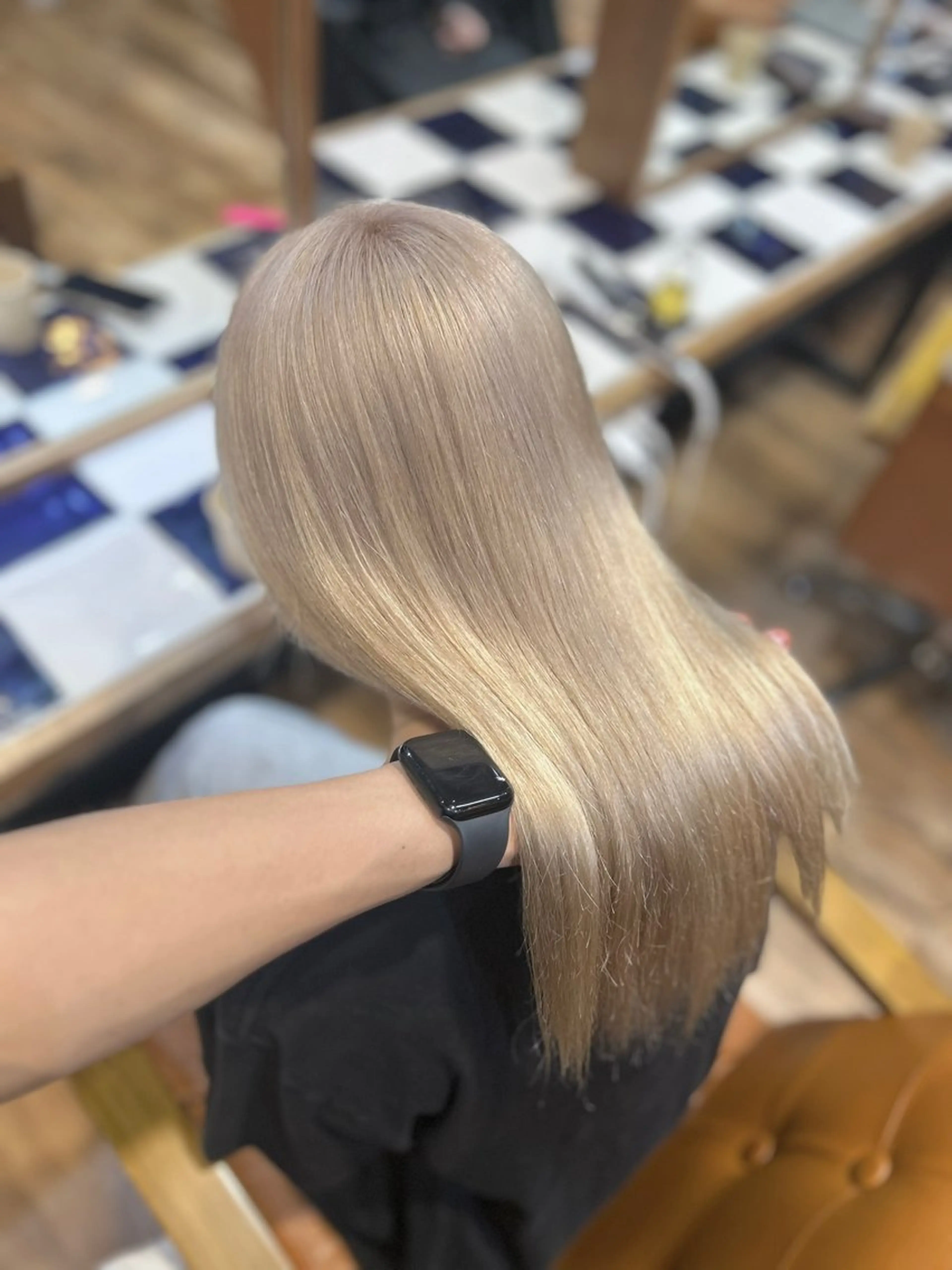 ロング カラー ヘアカラー トリートメント 💖カラー/ブリーチ 💖あつやのヘアスタイル