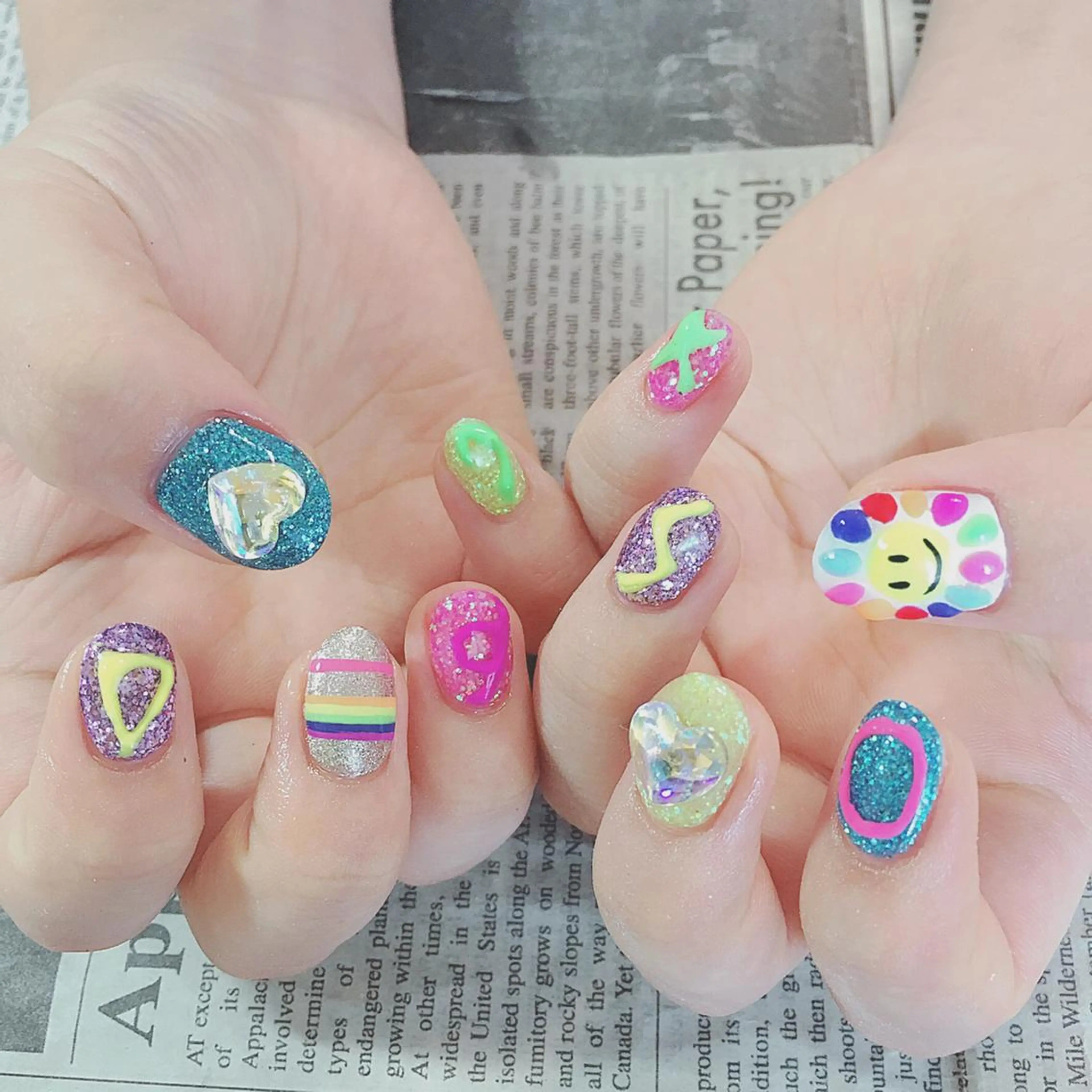 ネイル ハンドネイル ハンドケア 森山 舞のネイルデザイン