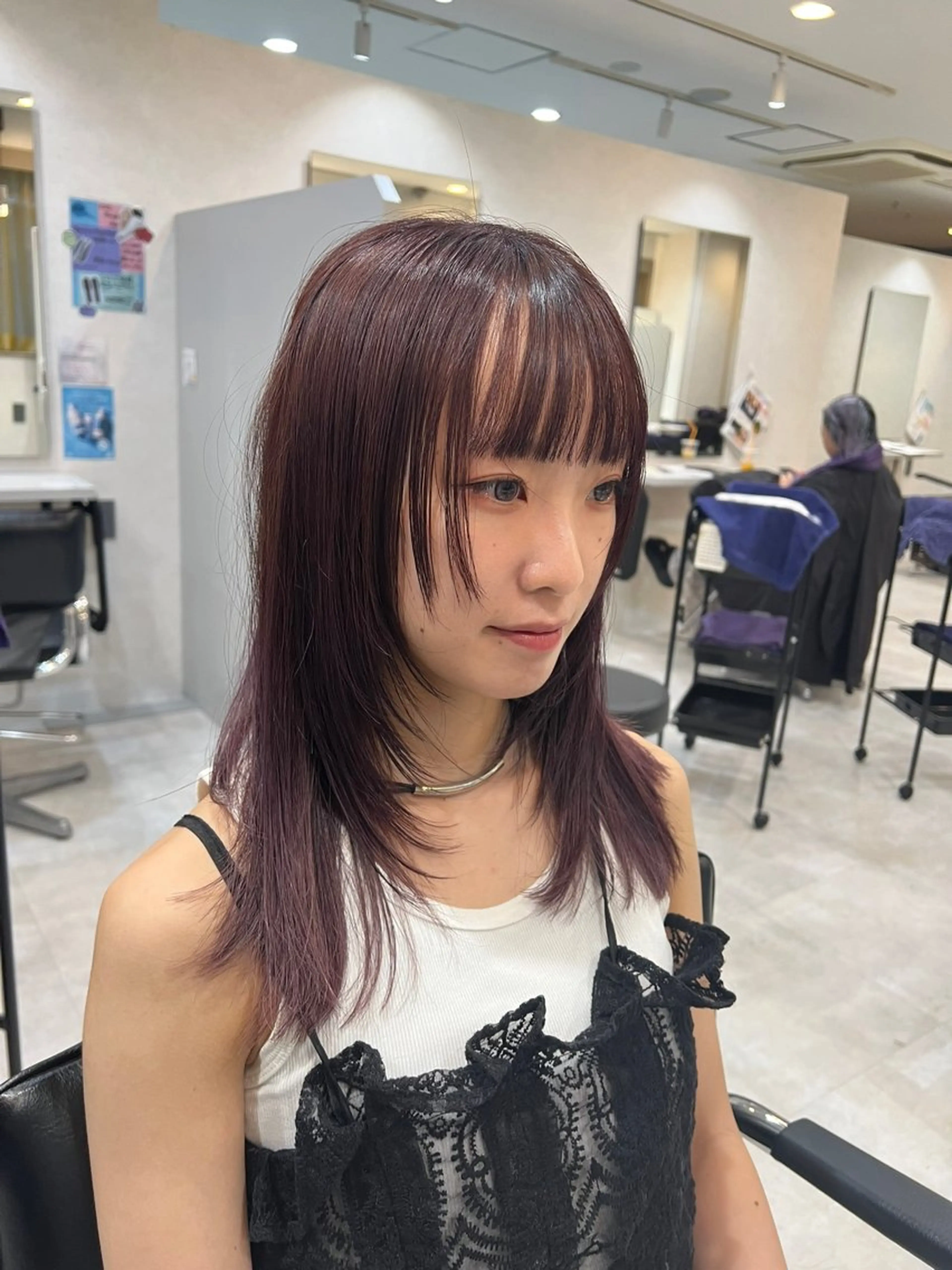 ミディアム カラー グレージュ ラベンダーカラー ラベンダーグレージュ ラベンダーグレー ハイレイヤー カット ヘアカラー Naru┆川西能勢口 ┆髪質改善のヘアスタイル