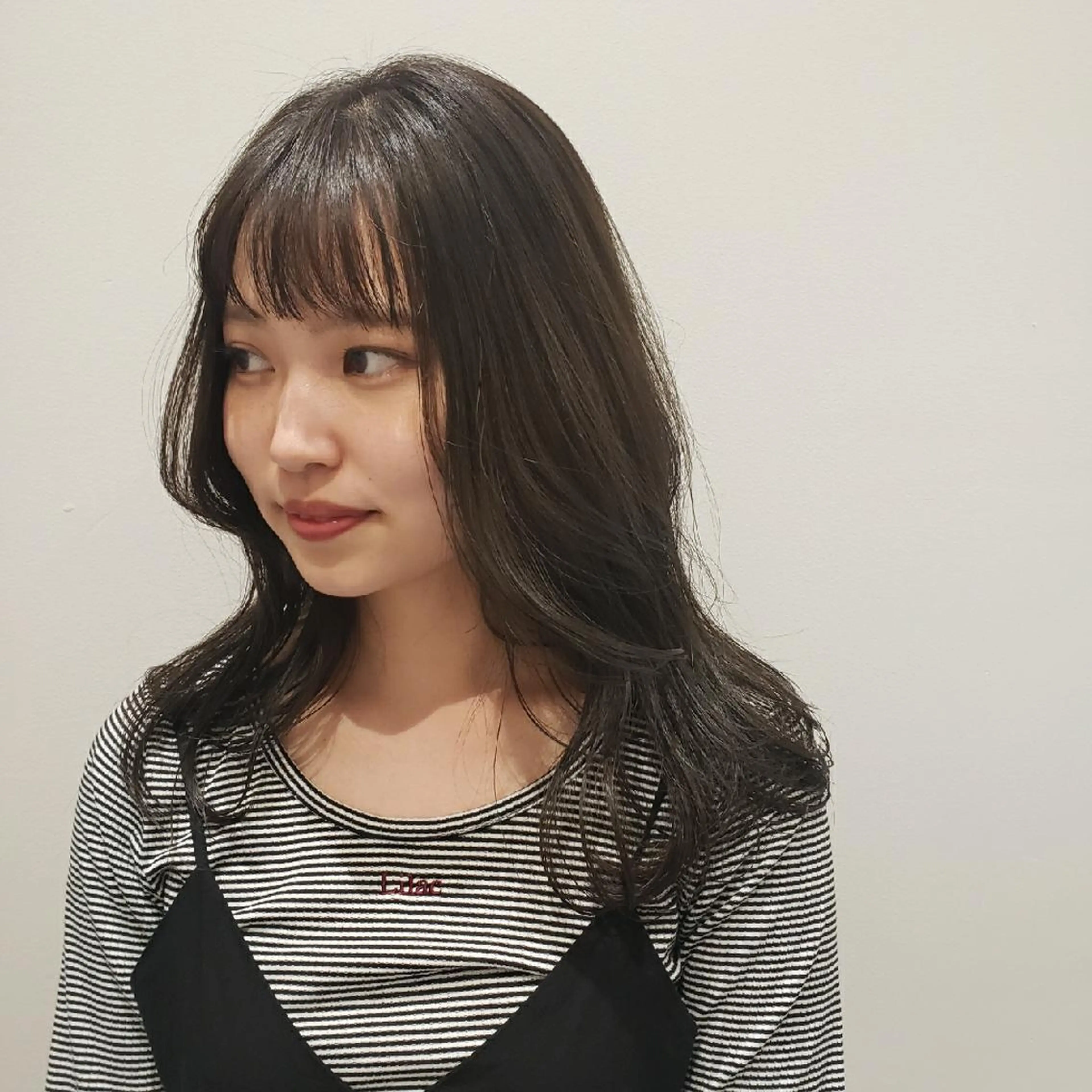 ロング カラー 狩野 羅夢のヘアスタイル