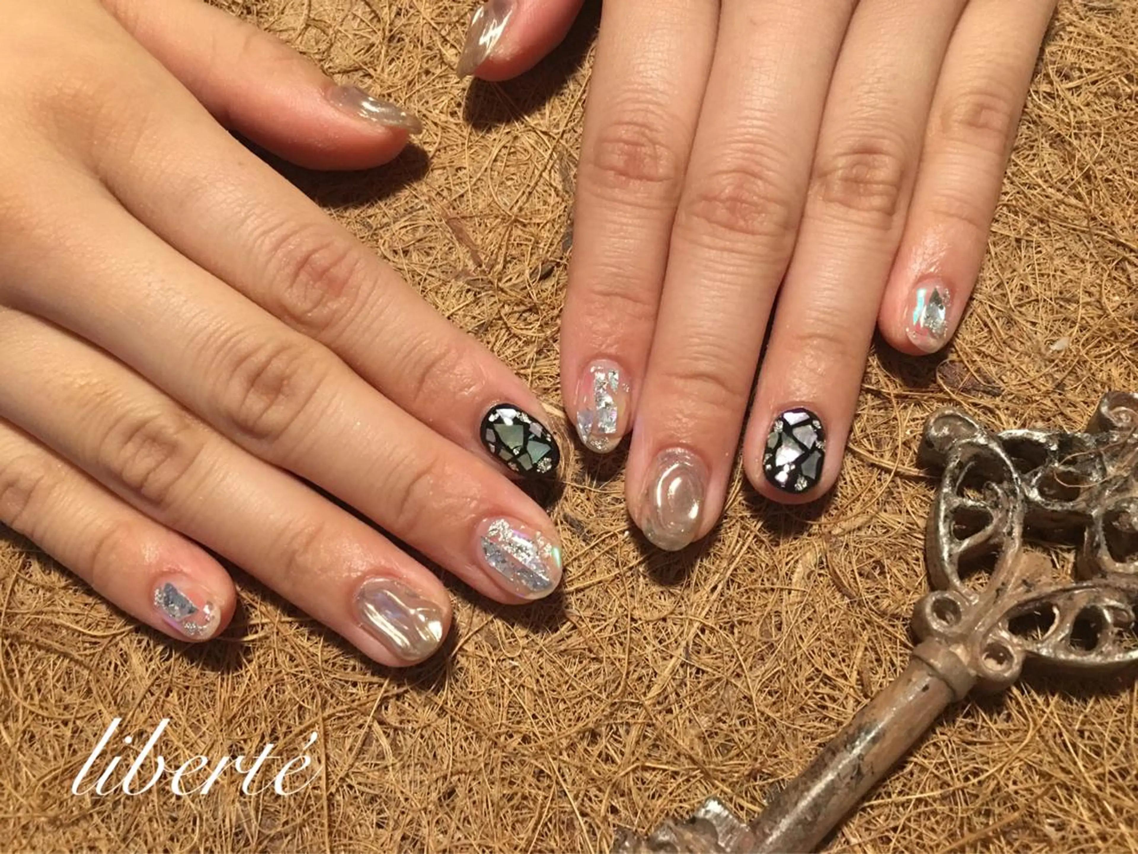 ネイル liberté (リベルテ)のネイルデザイン