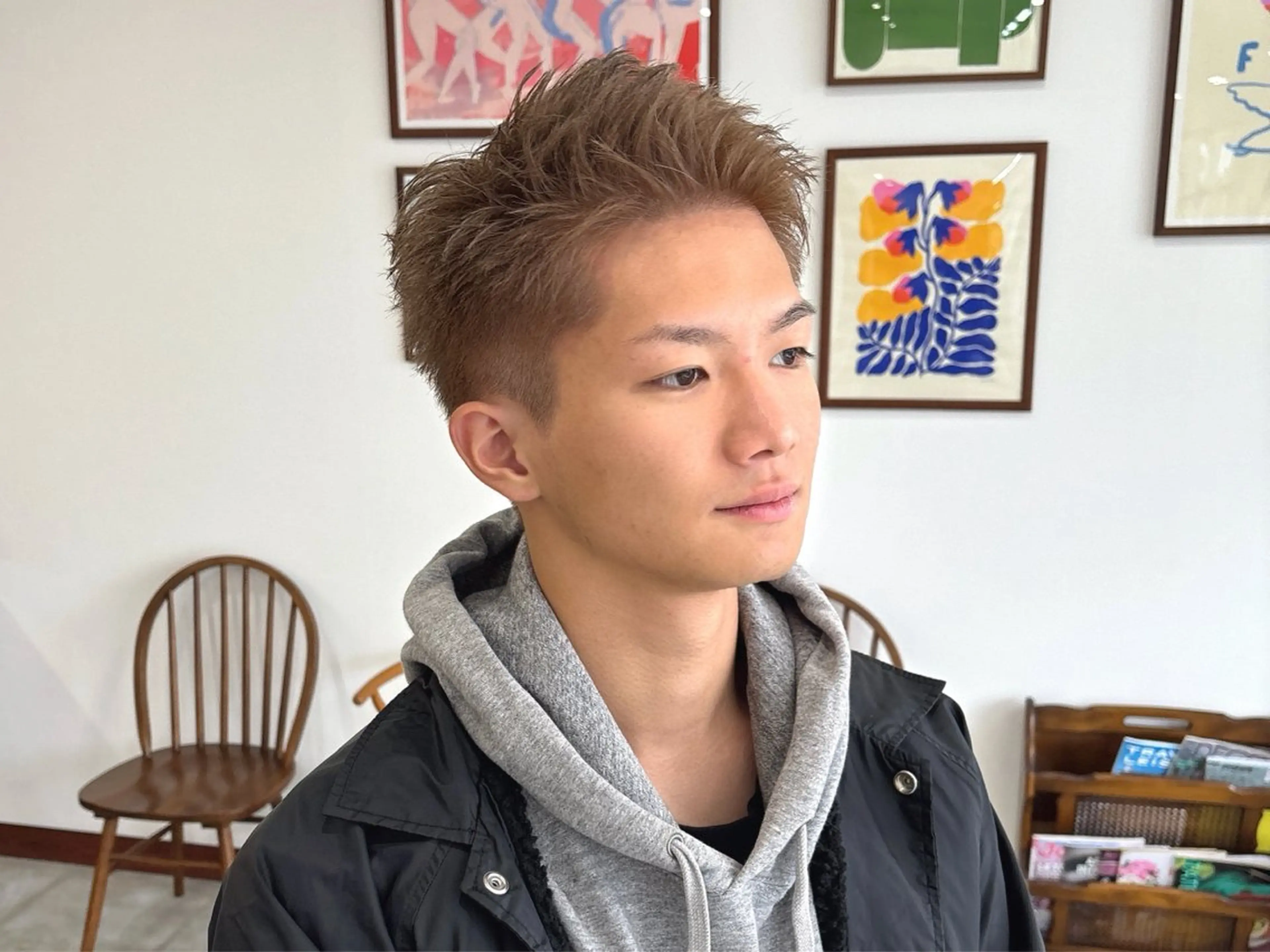 １日3名限定！ブリーチを使ったダブルカラーでオシャレメンズに！！の写真