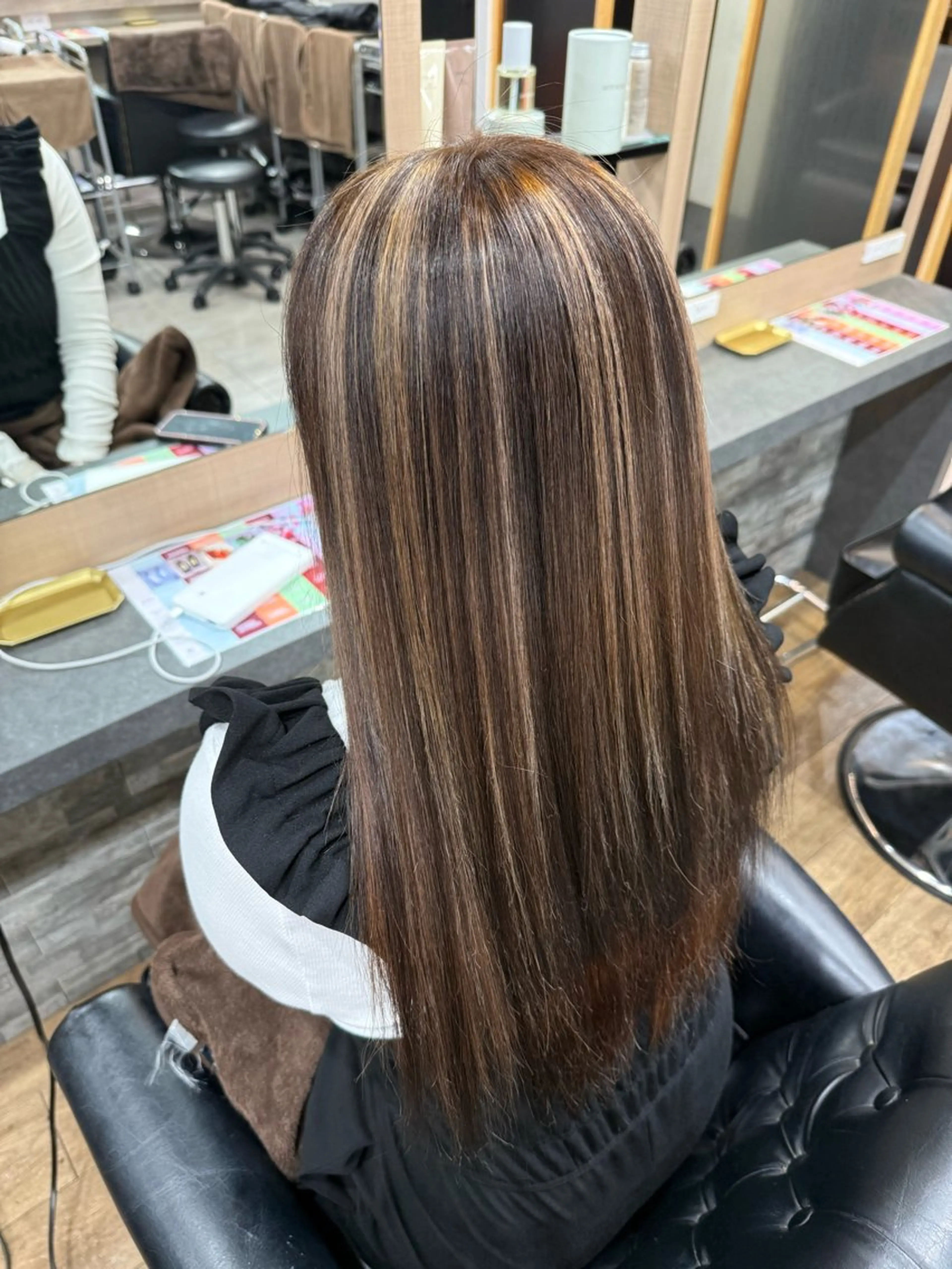 ロング カット ヘアカラー トリートメント Lapis ちはなのヘアスタイル