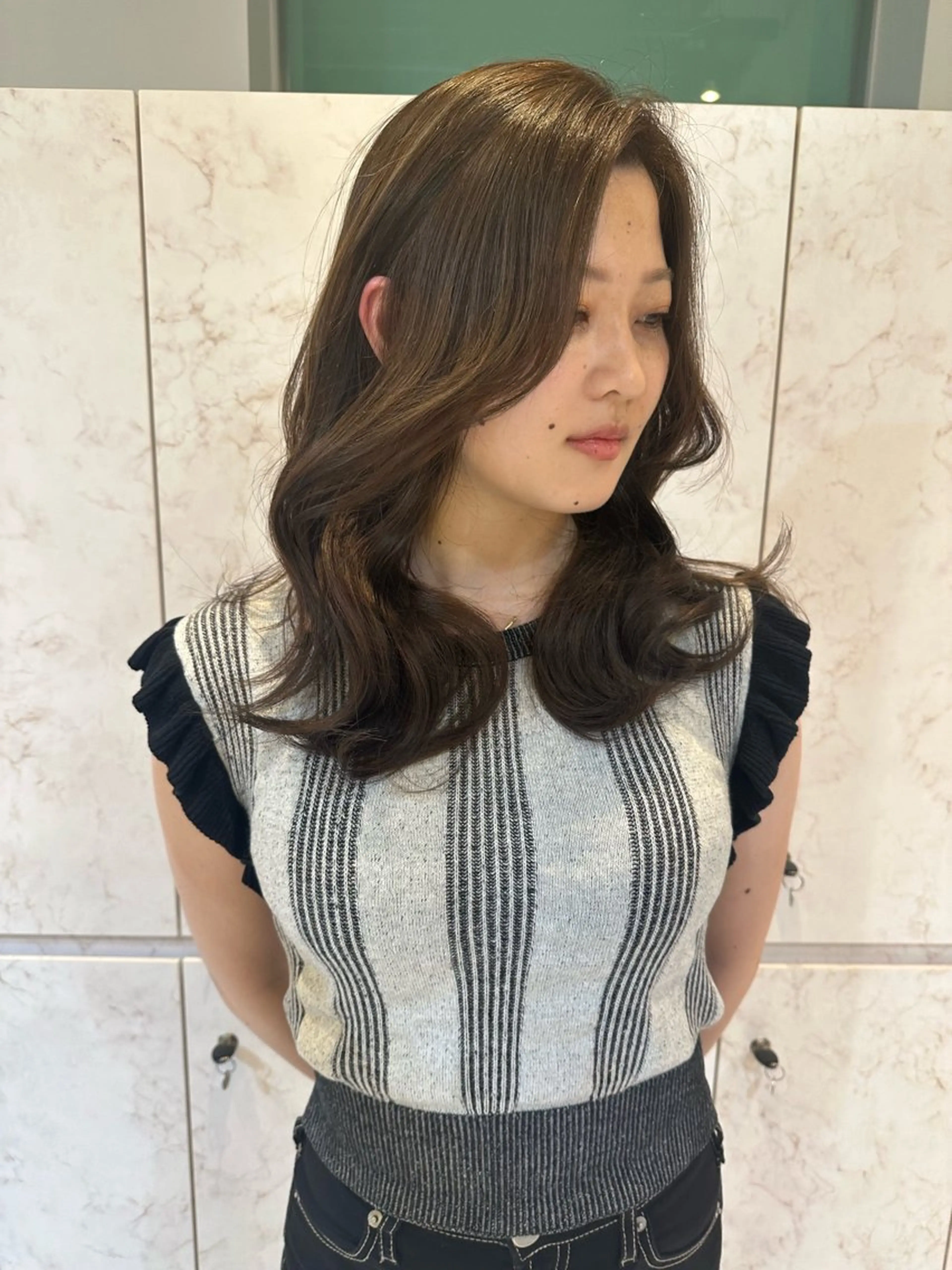 セミロング カラー ヘアアレンジ カット ヘアカラー トリートメント Akane レイヤー/艶カラーのヘアスタイル