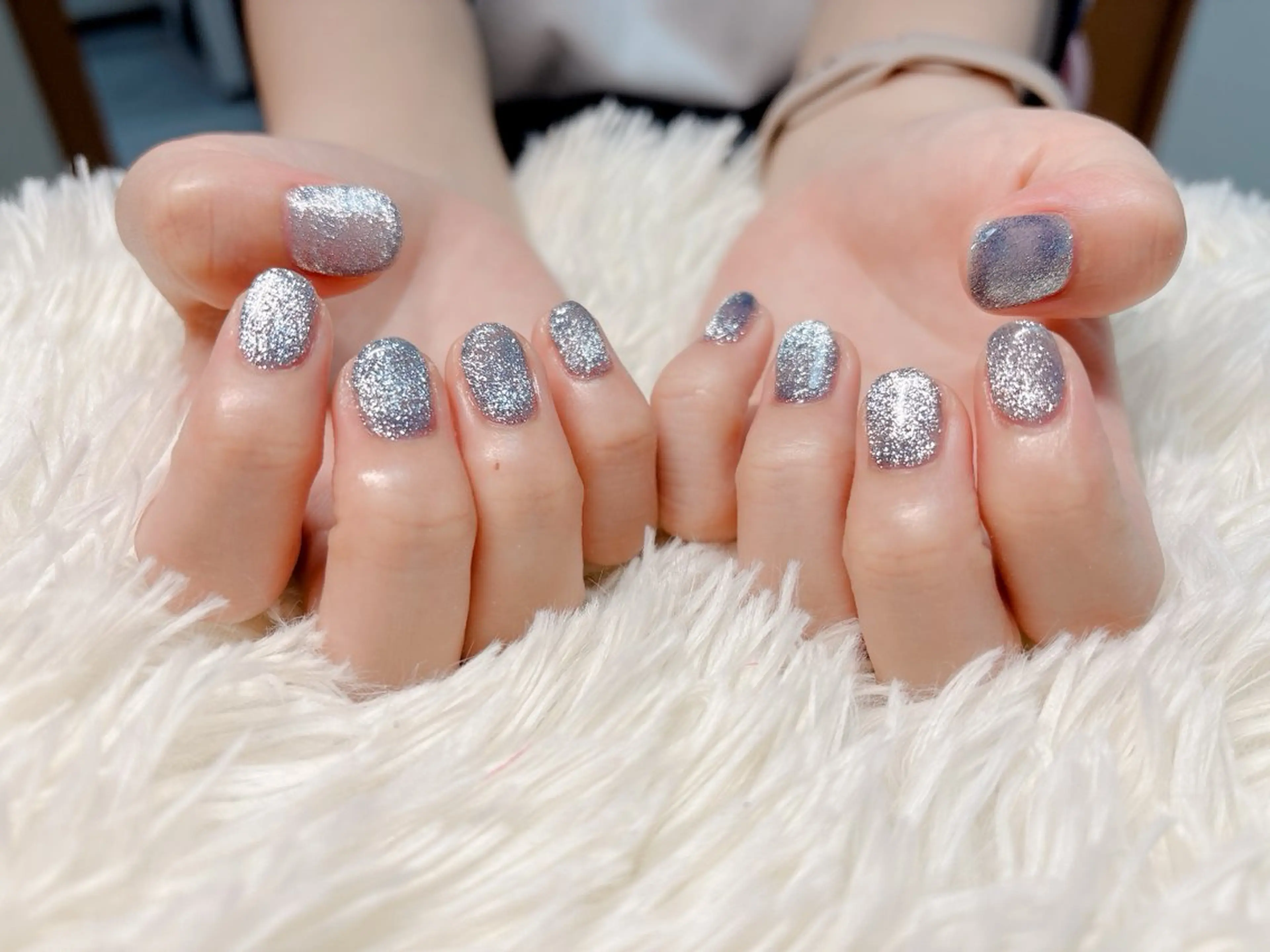 ネイル ハンドネイル パッチリオメメ Lianaのネイルデザイン