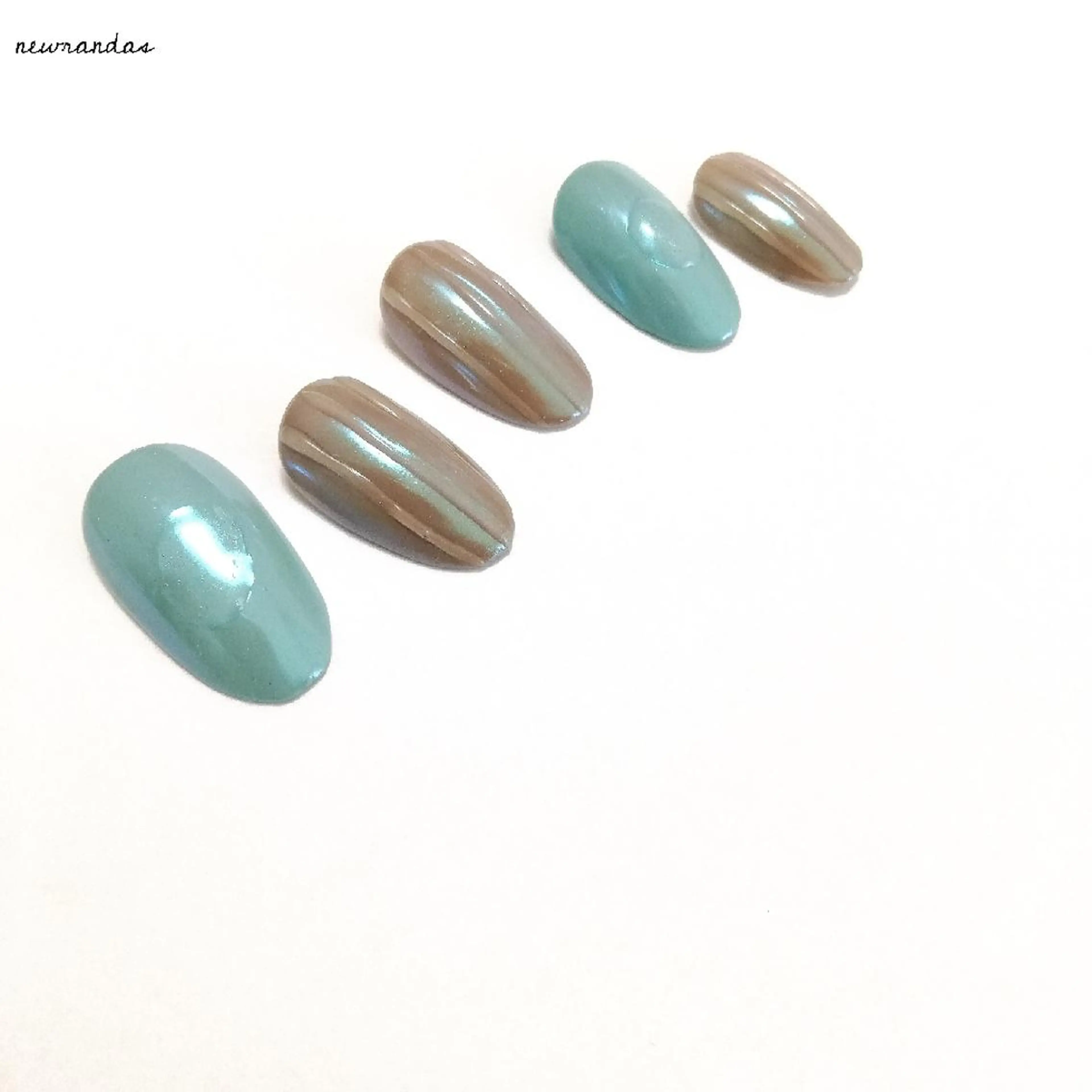 ネイル newrandas hitomiのネイルデザイン