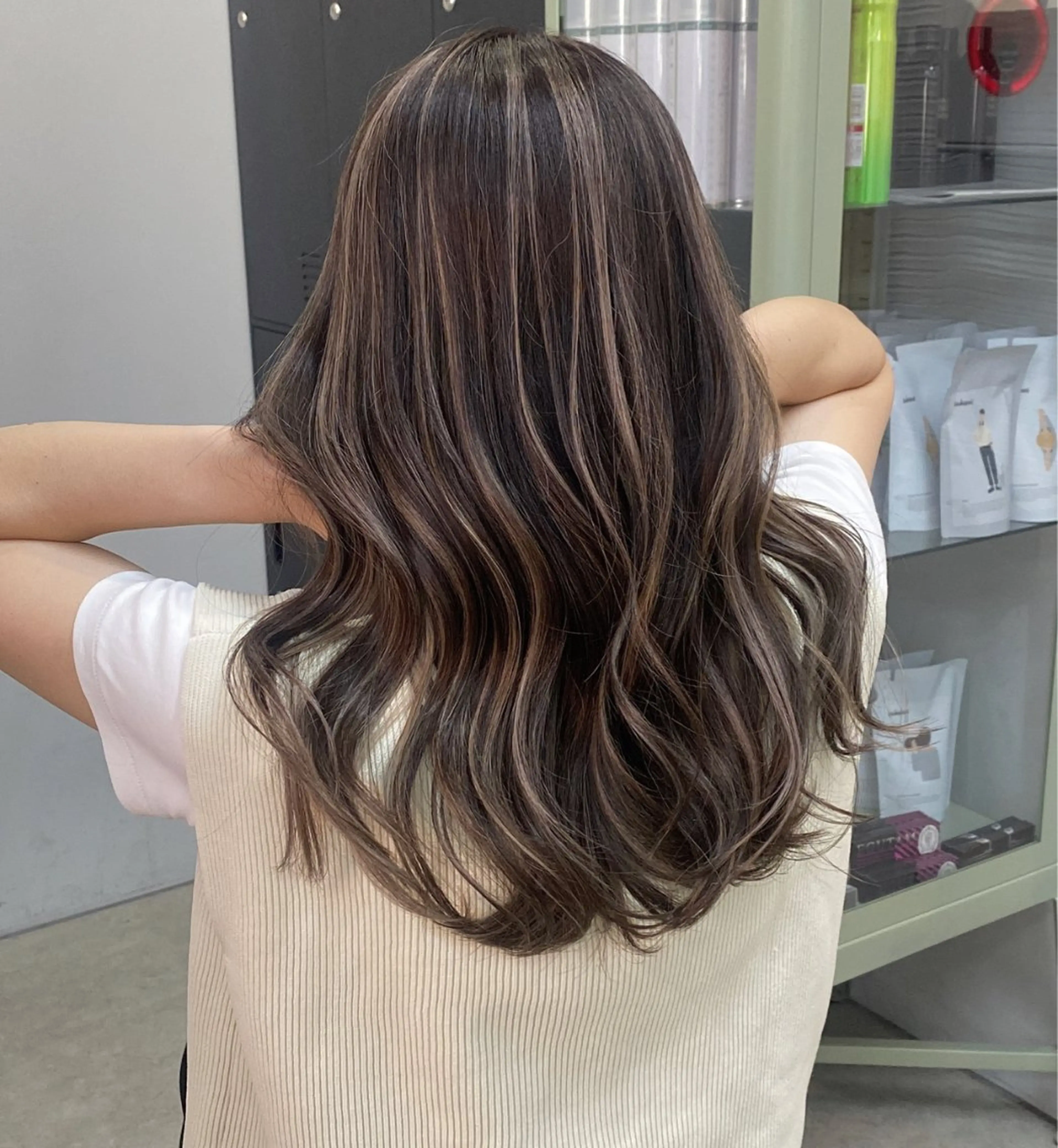 ロング カラー カット ヘアカラー ハイライト、レイヤー カット/西梅田/中西のヘアスタイル