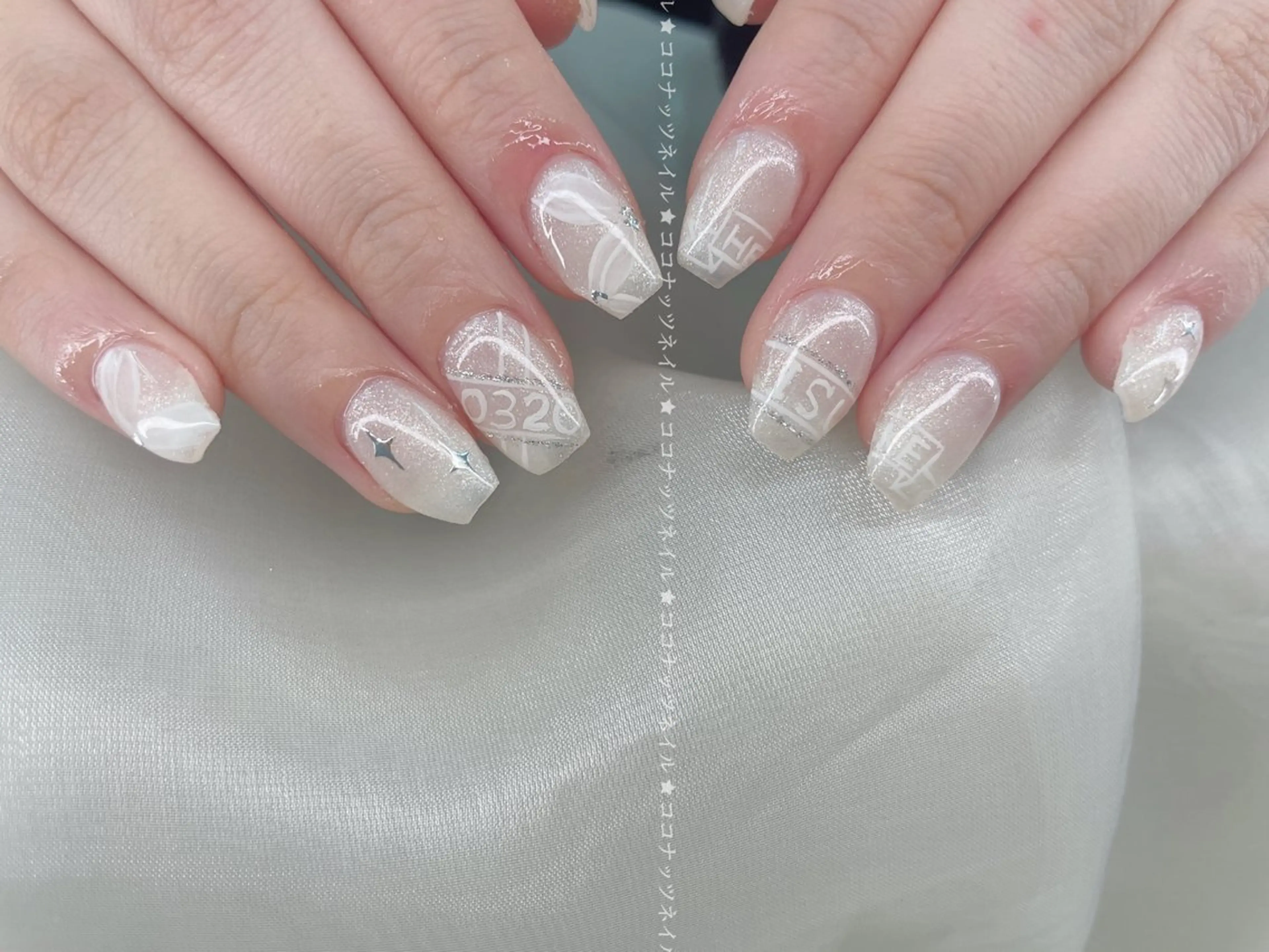 ネイル べっ甲ネイル フレンチネイル キラキラネイル マグネットネイル 大理石ネイル(マーブル) ハンドネイル 神田 ココナッツのネイルデザイン