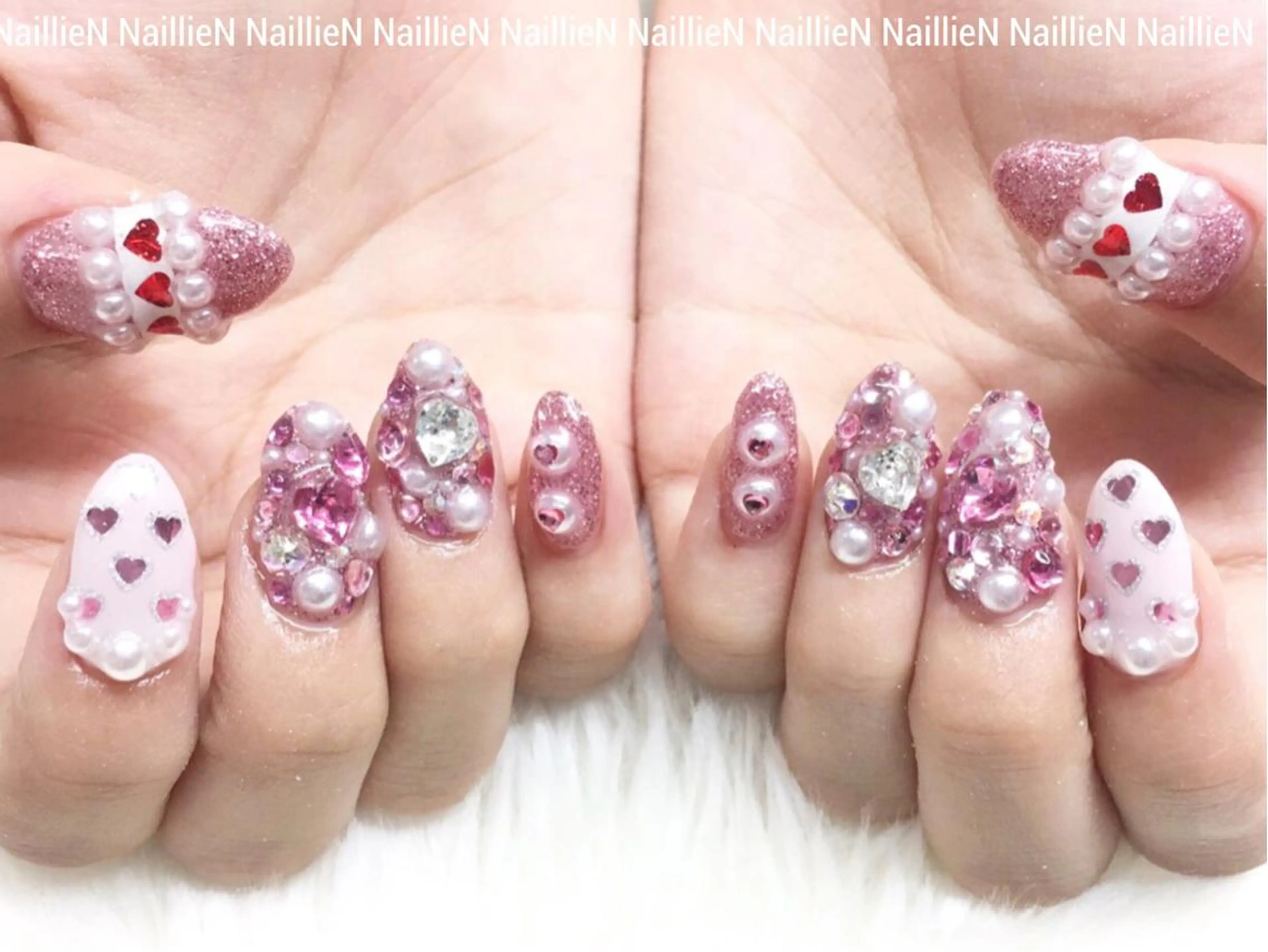 ネイル ガーリー ゴージャス ハート Nail lieNのネイルデザイン