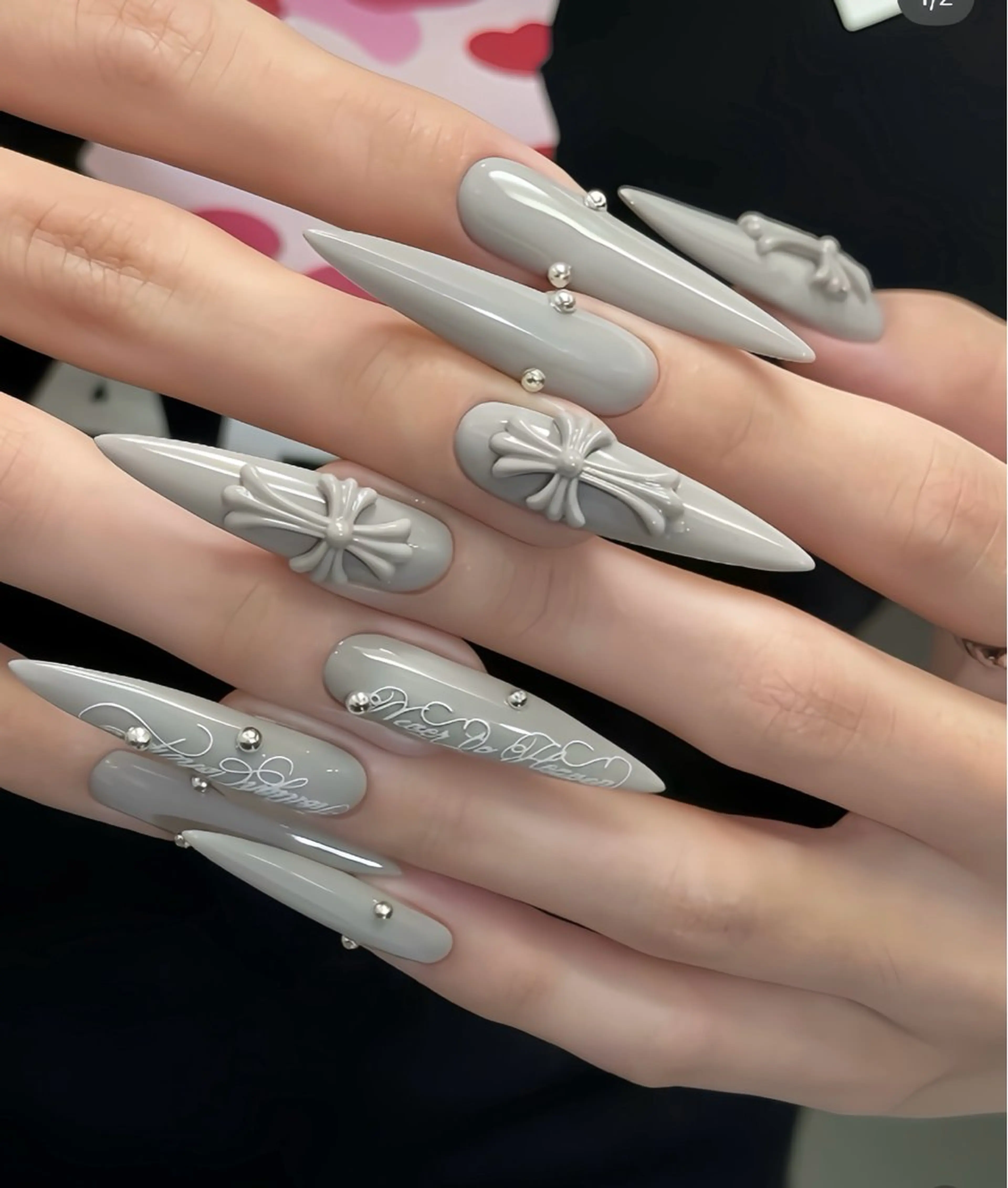 ネイル オーロラネイル チークネイル 桜ネイル クリアネイル ドット ハンドネイル Rin Nail 新大久保店のネイルデザイン