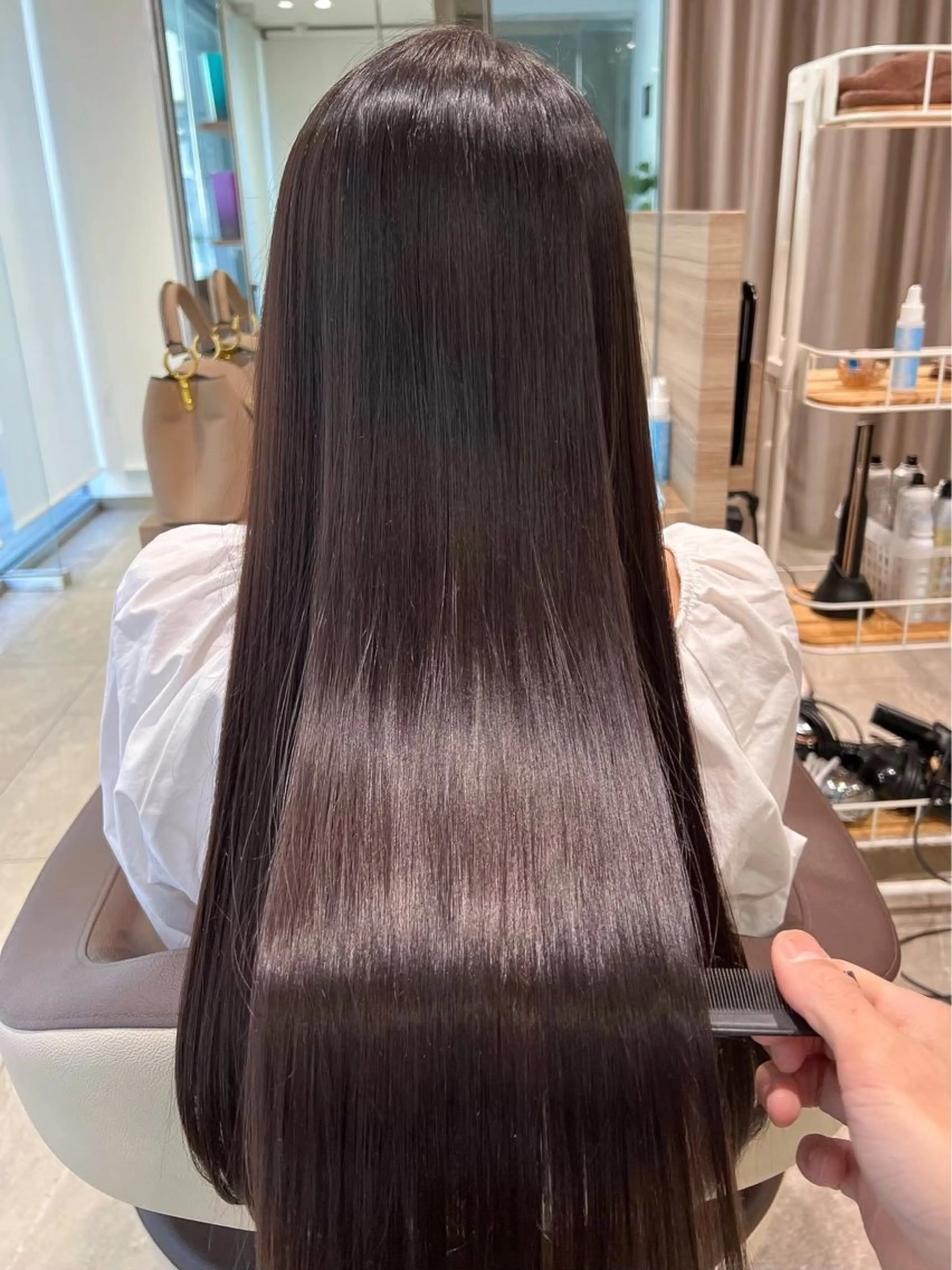 【ロング料金なし】うる艶縮毛矯正＋髪質改善トリートメント🎀（ブリーチなし）の写真