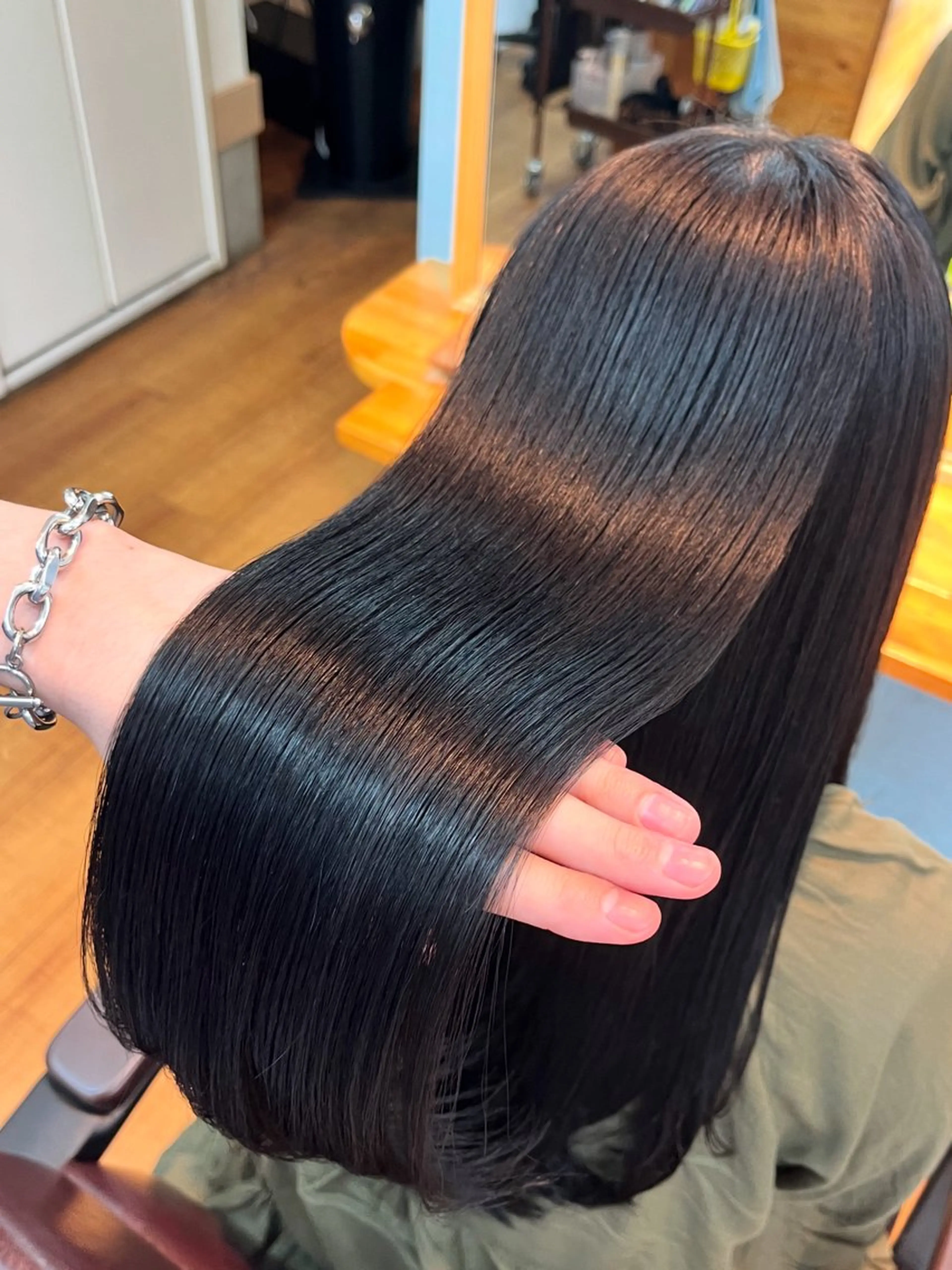 ロング カラー ダブルカラー インナーカラー 髪質改善 🫧ハイトーン/ ブリーチ🫧白石航汰のヘアスタイル