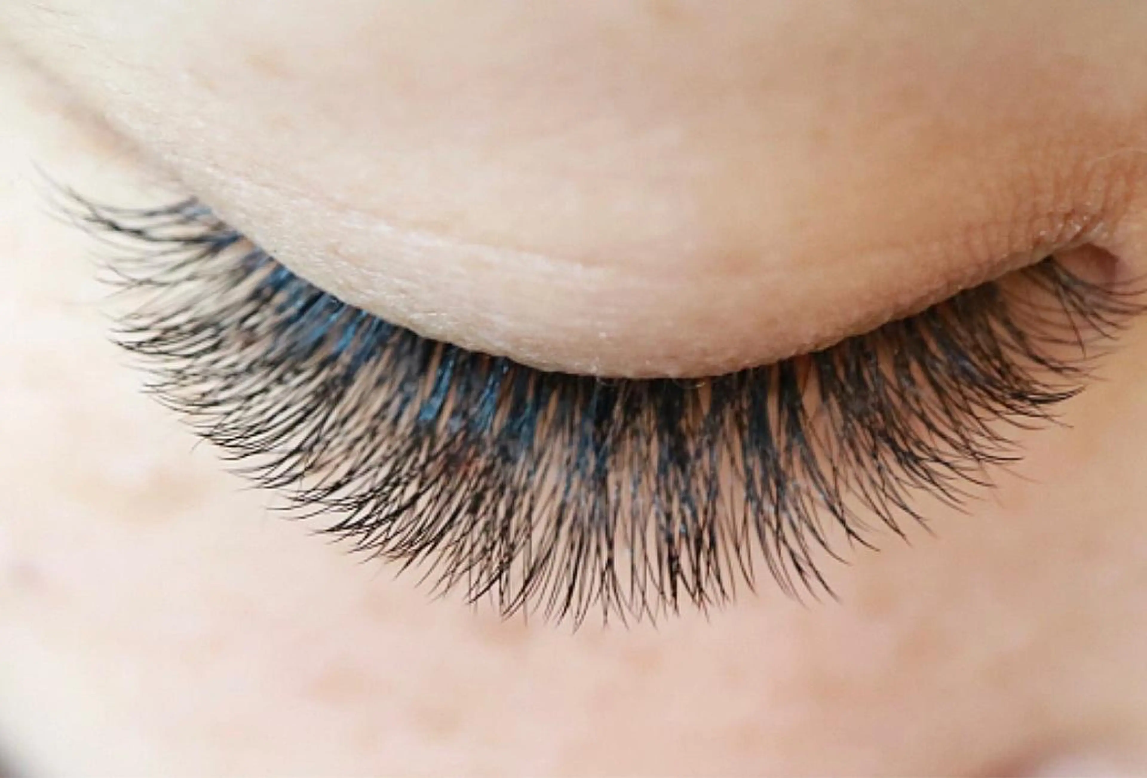 【初回オフ無料】ボリュームラッシュ140本¥9500→¥8000の写真