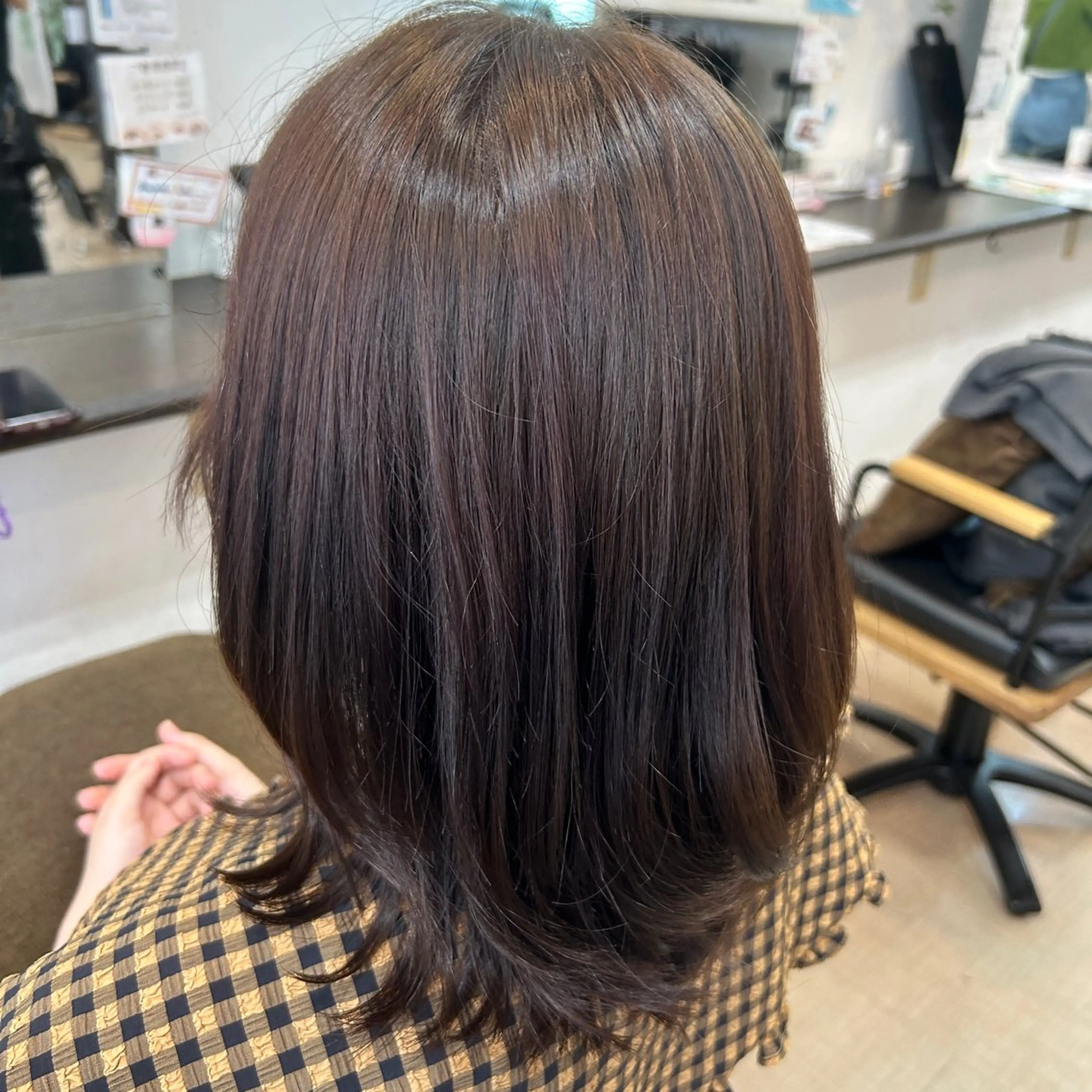 ミディアム 宮地 和のヘアスタイル