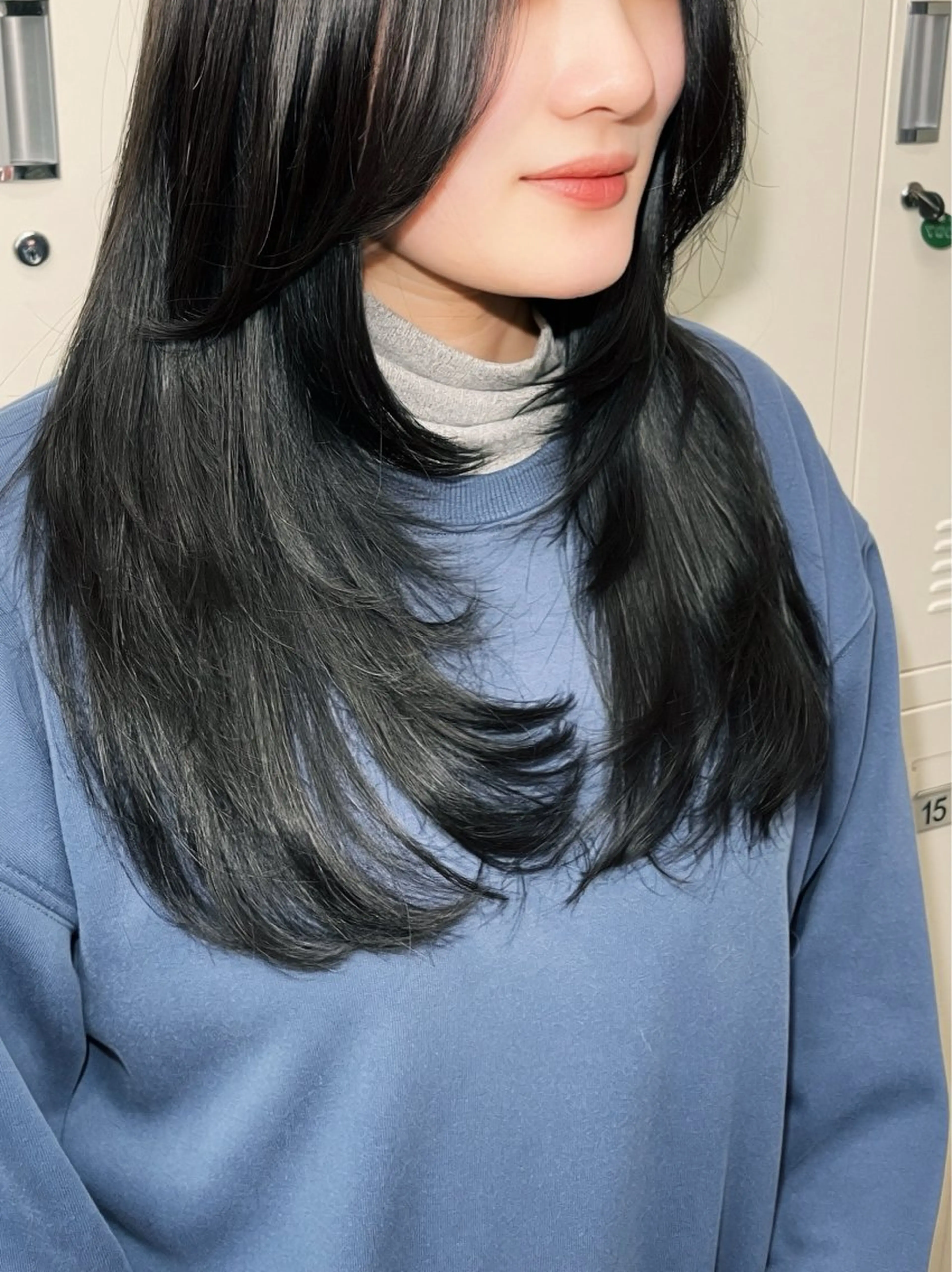 セミロング 顔まわりレイヤー レイヤーカット カット ヘアカラー トリートメント レイヤー/デジパ SAKIのヘアスタイル