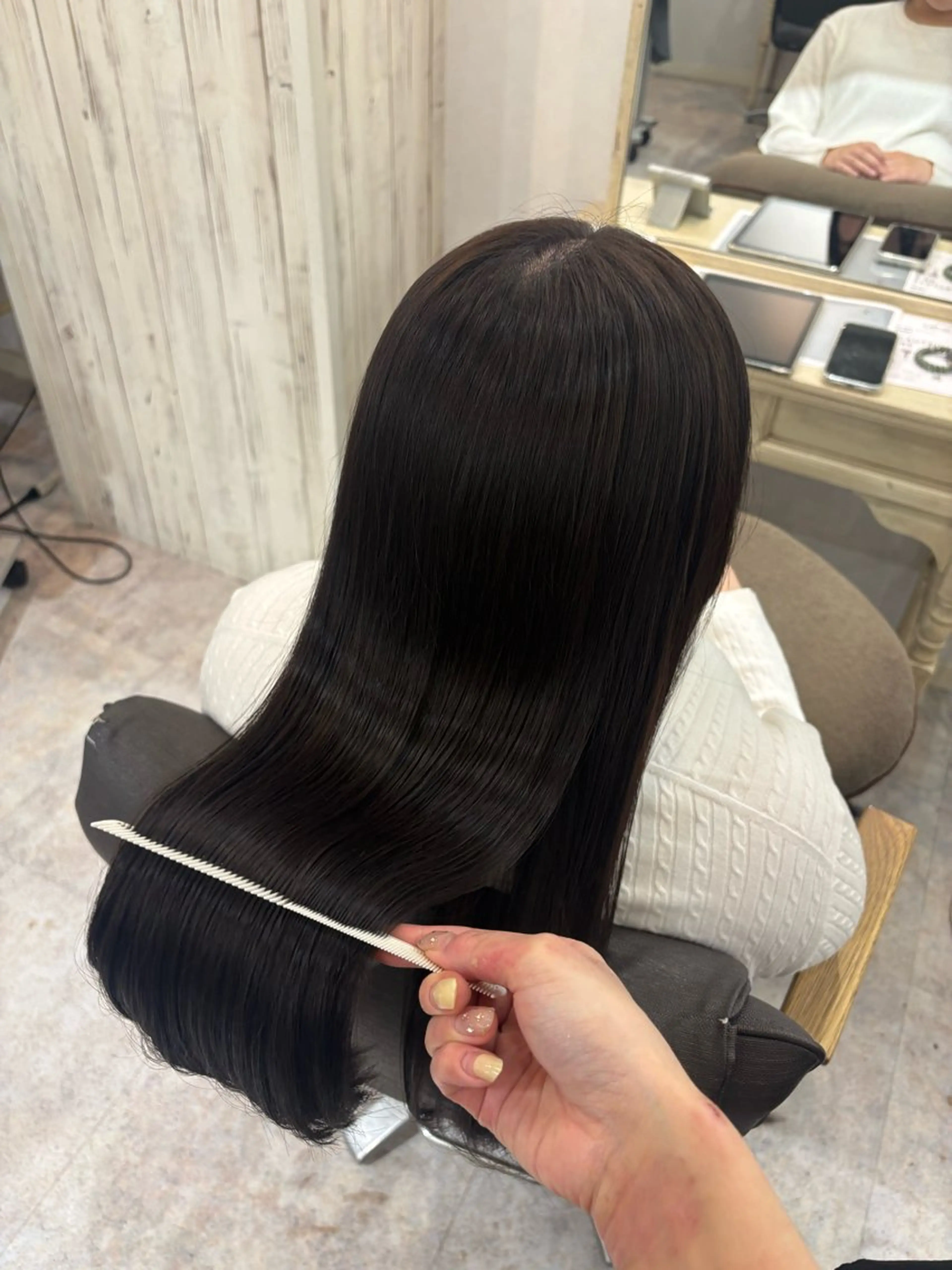 ロング カラー ブラウンカラー ヘアカラー トリートメント 艶カラー/縮毛矯正/ レイヤー/栄/あやかのヘアスタイル