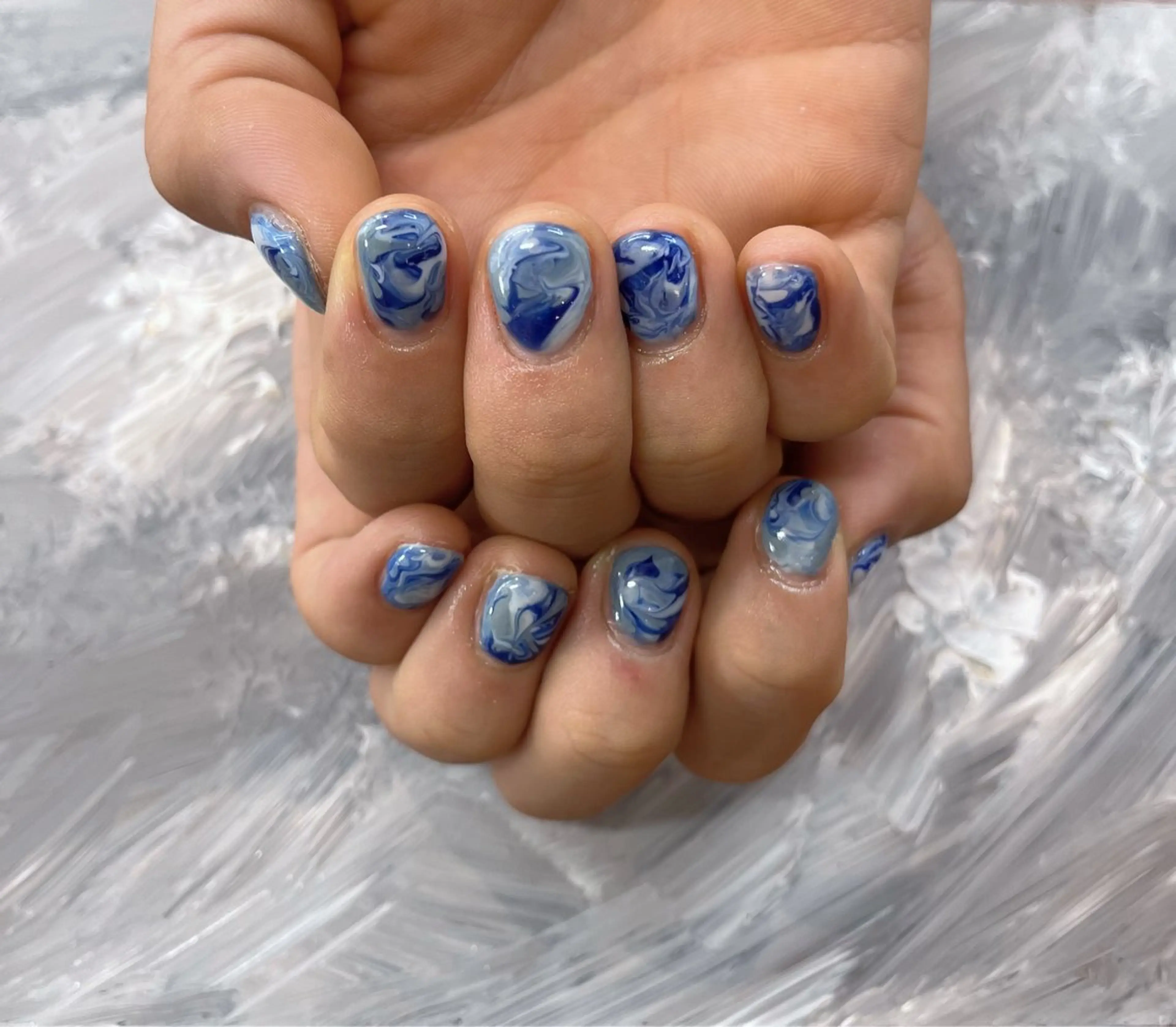 メンズ ネイル 大理石ネイル(マーブル) メンズネイル ハンドネイル ハンドケア 羽兼 楓夏の眉毛・アイブロウイメージ