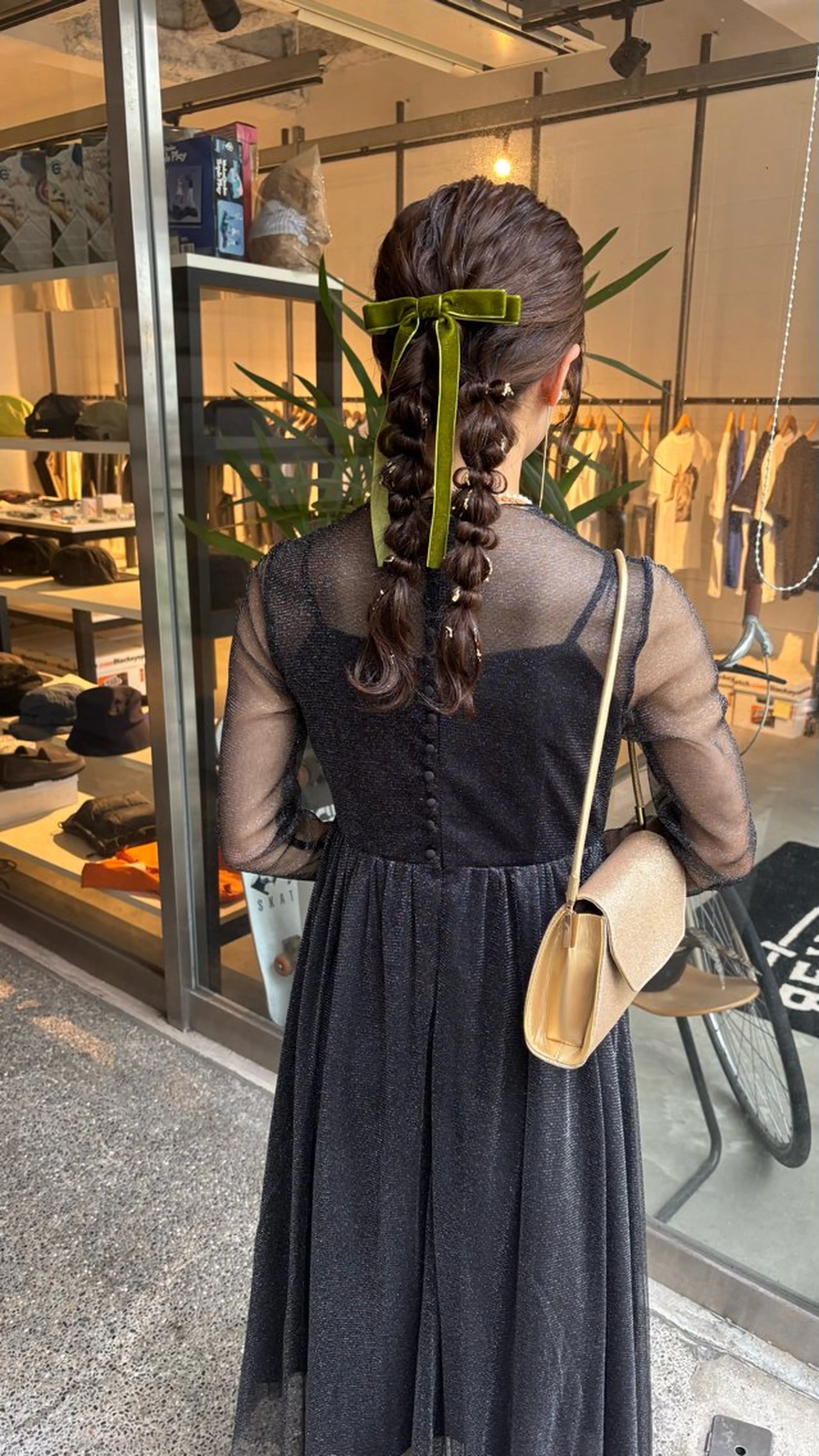 ロング ヘアセット chic 渡辺 桃羽のヘアスタイル