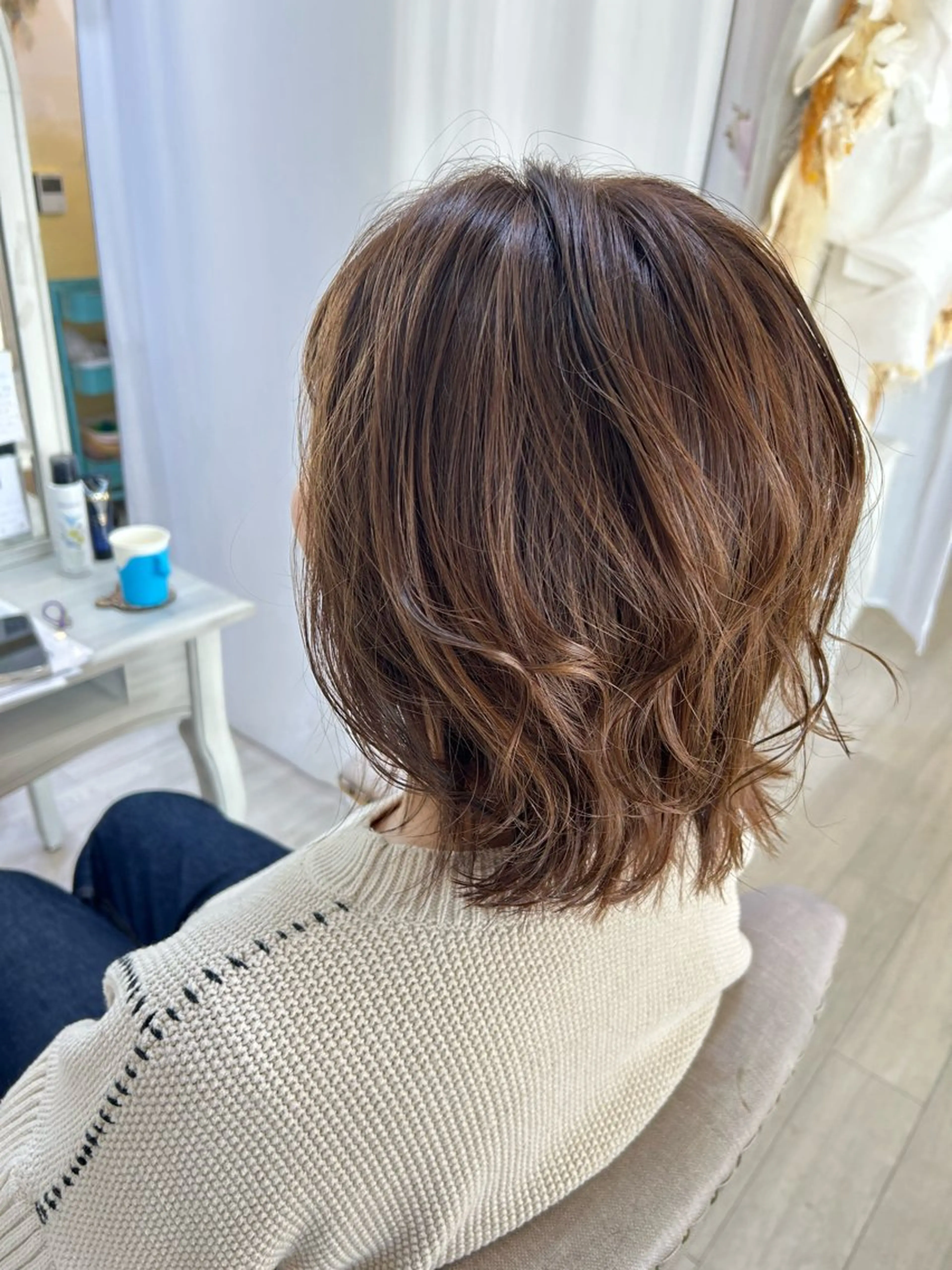 ショート カラー ヘアカラー トリートメント amiu 森本千晴のヘアスタイル