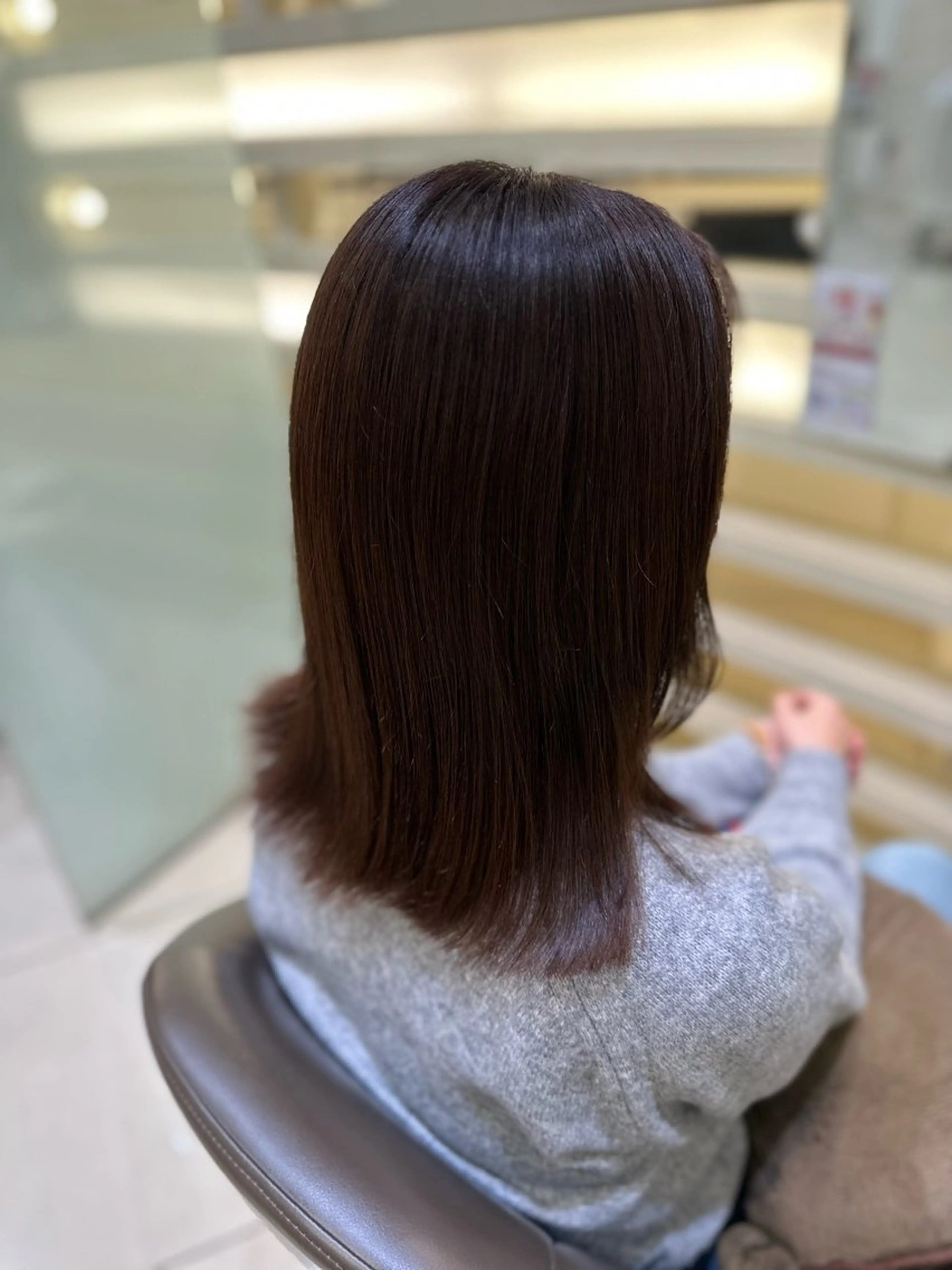セミロング カラー タイトボブ個性派カラ ーAKANEのヘアスタイル