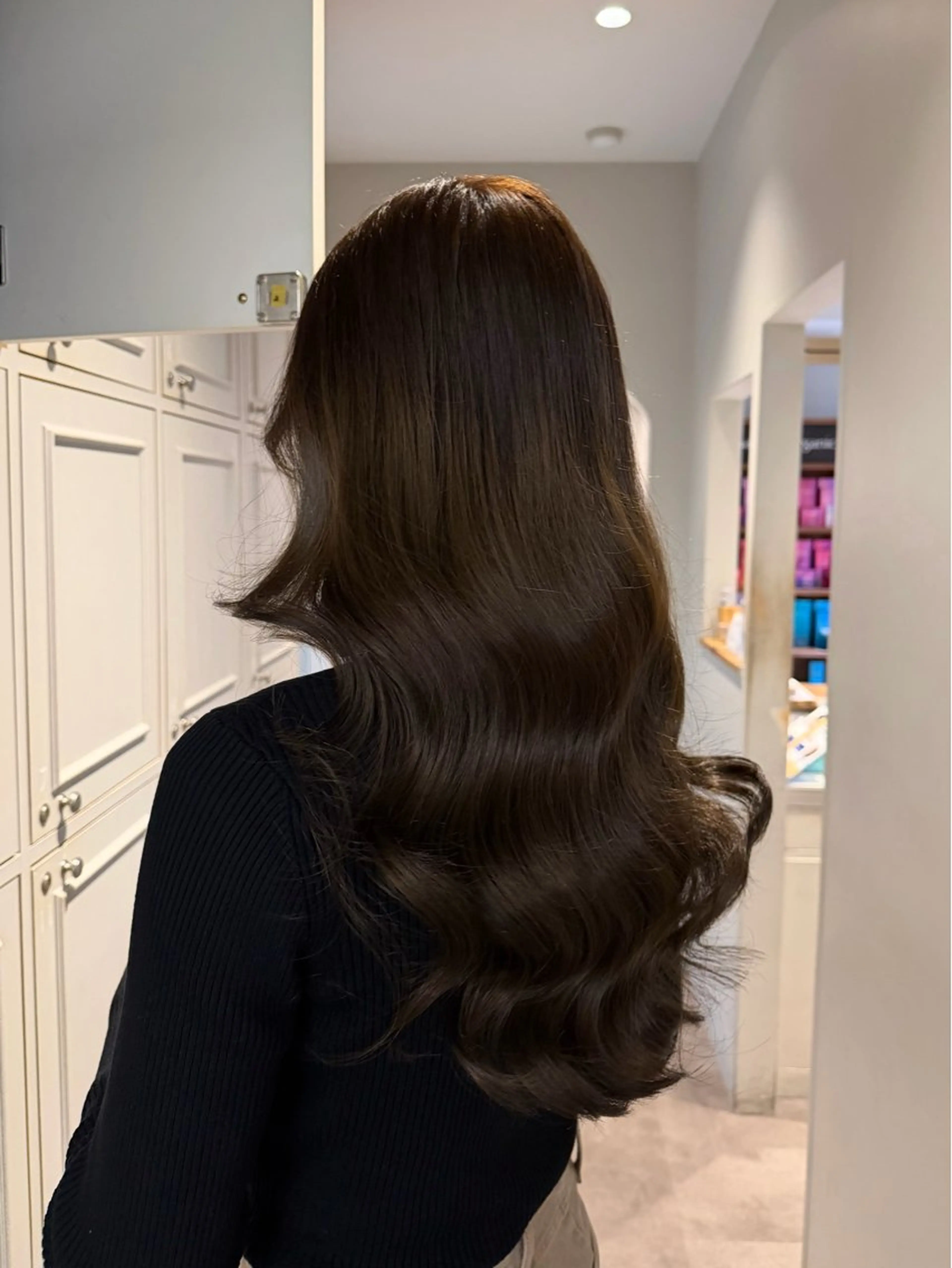 ロング カラー 岩切 美海のヘアスタイル