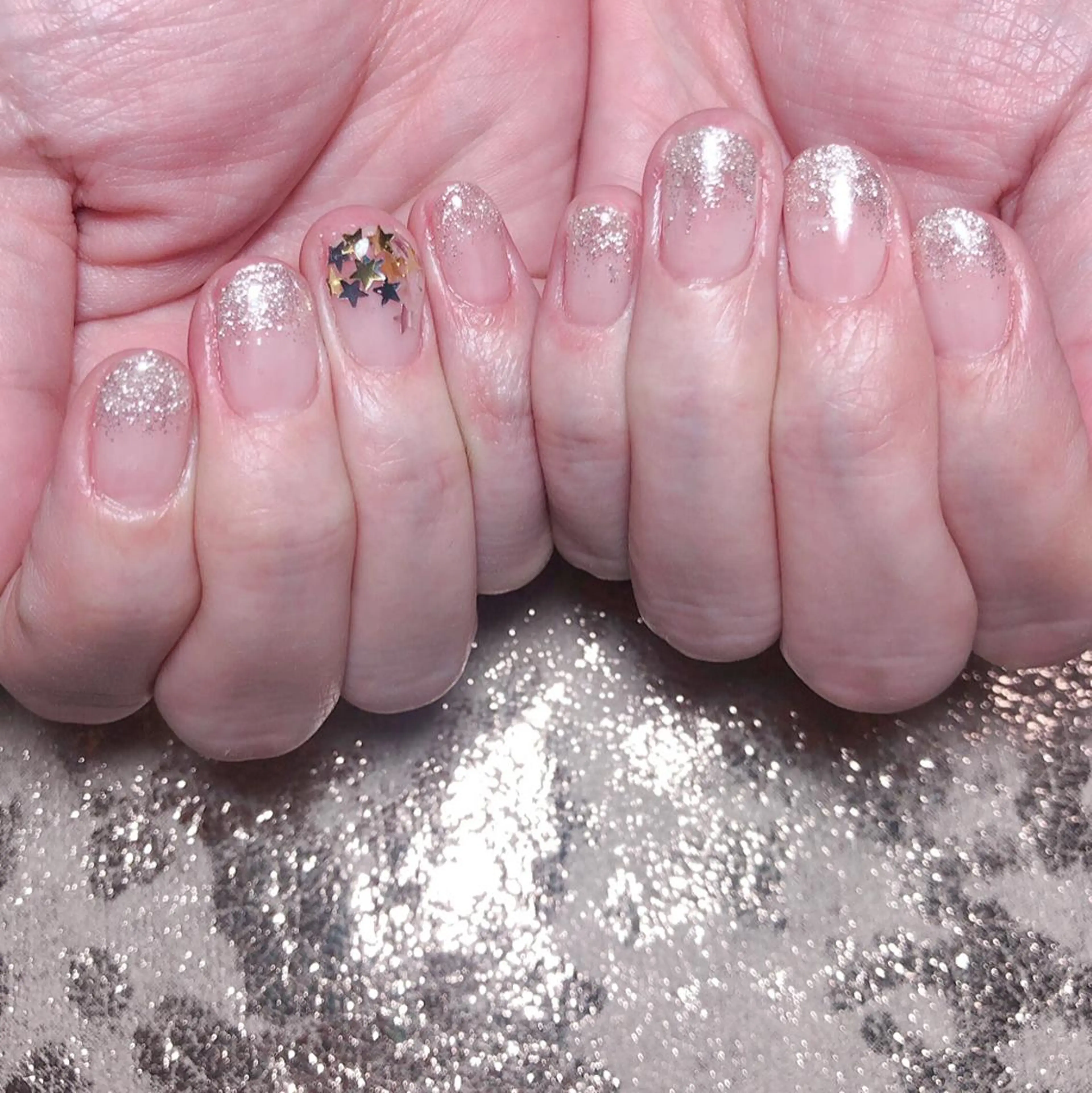 ネイル ホログラムネイル DollyGirl KYOKOのネイルデザイン